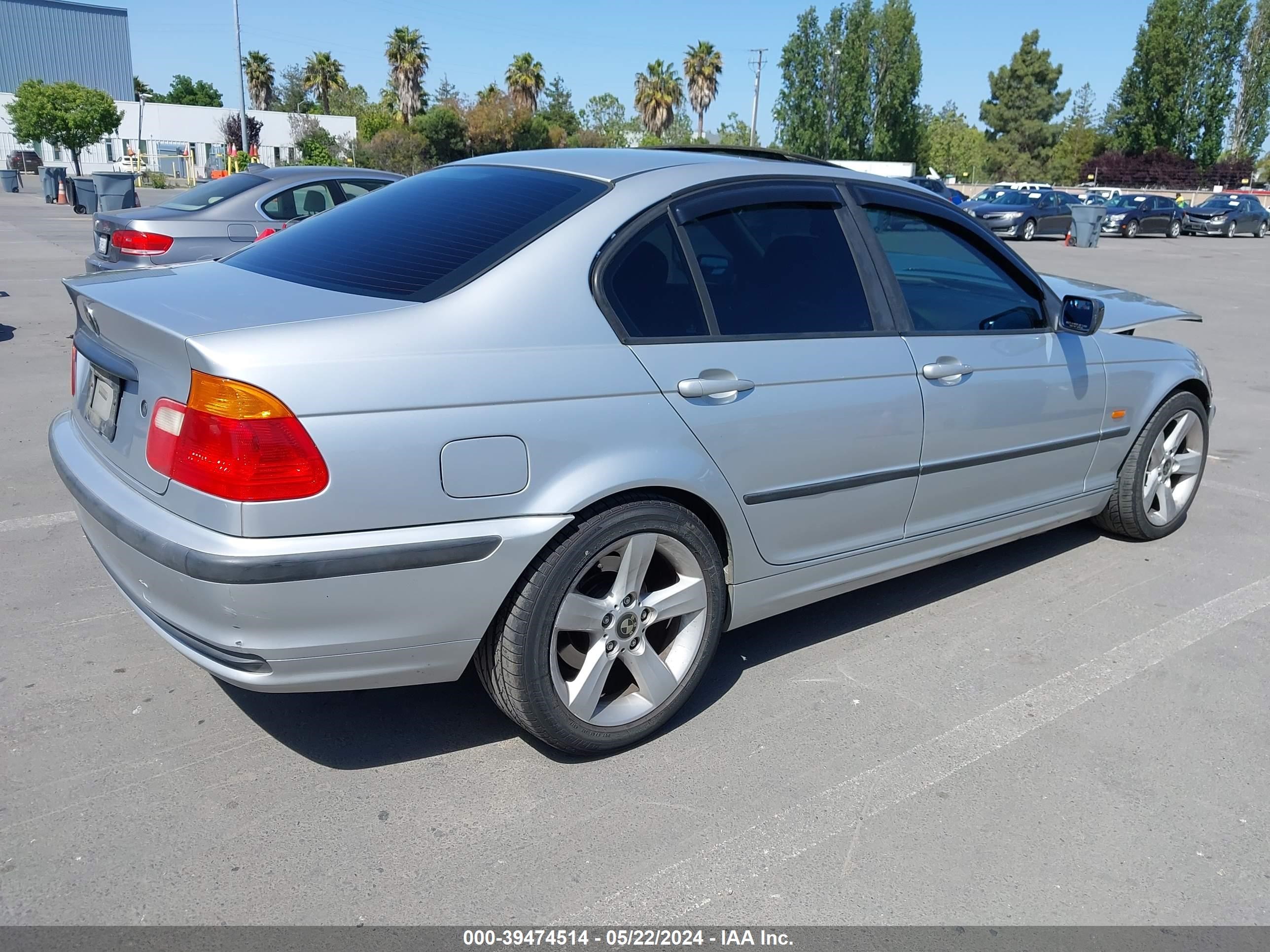 Photo 3 VIN: WBAAN37411ND46515 - BMW 3ER 