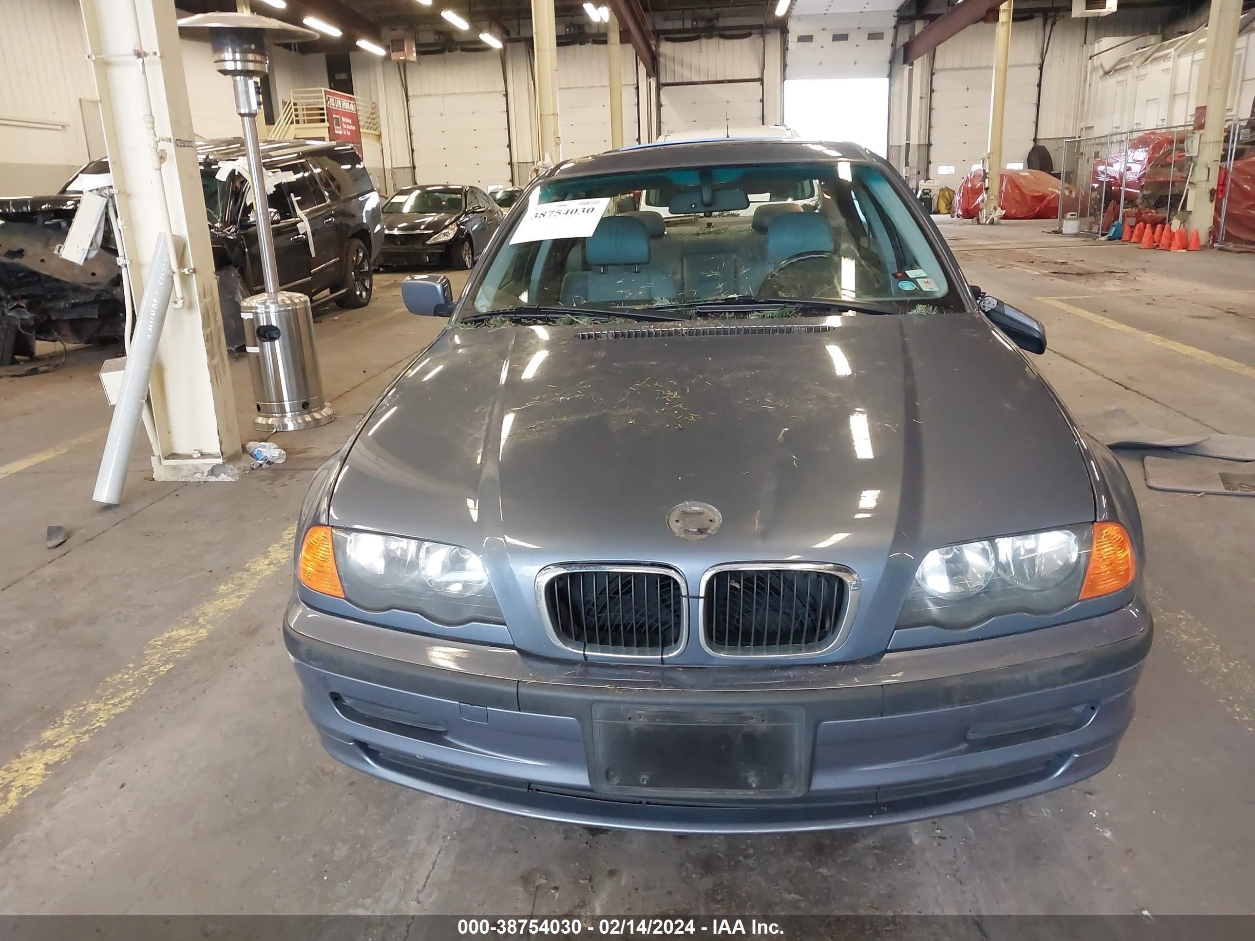 Photo 11 VIN: WBAAN37421ND45017 - BMW 3ER 