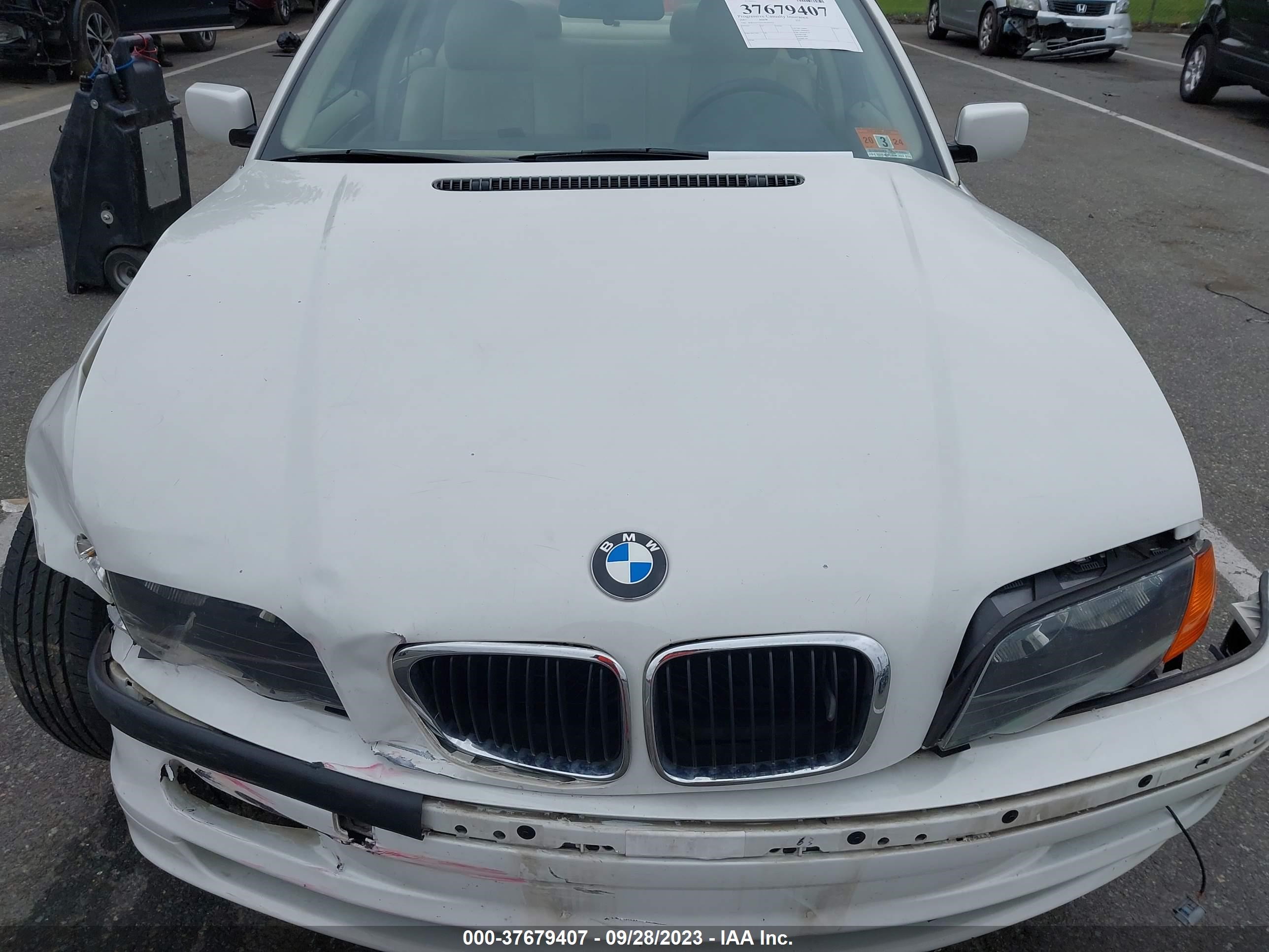 Photo 9 VIN: WBAAV33411FU95553 - BMW 3ER 