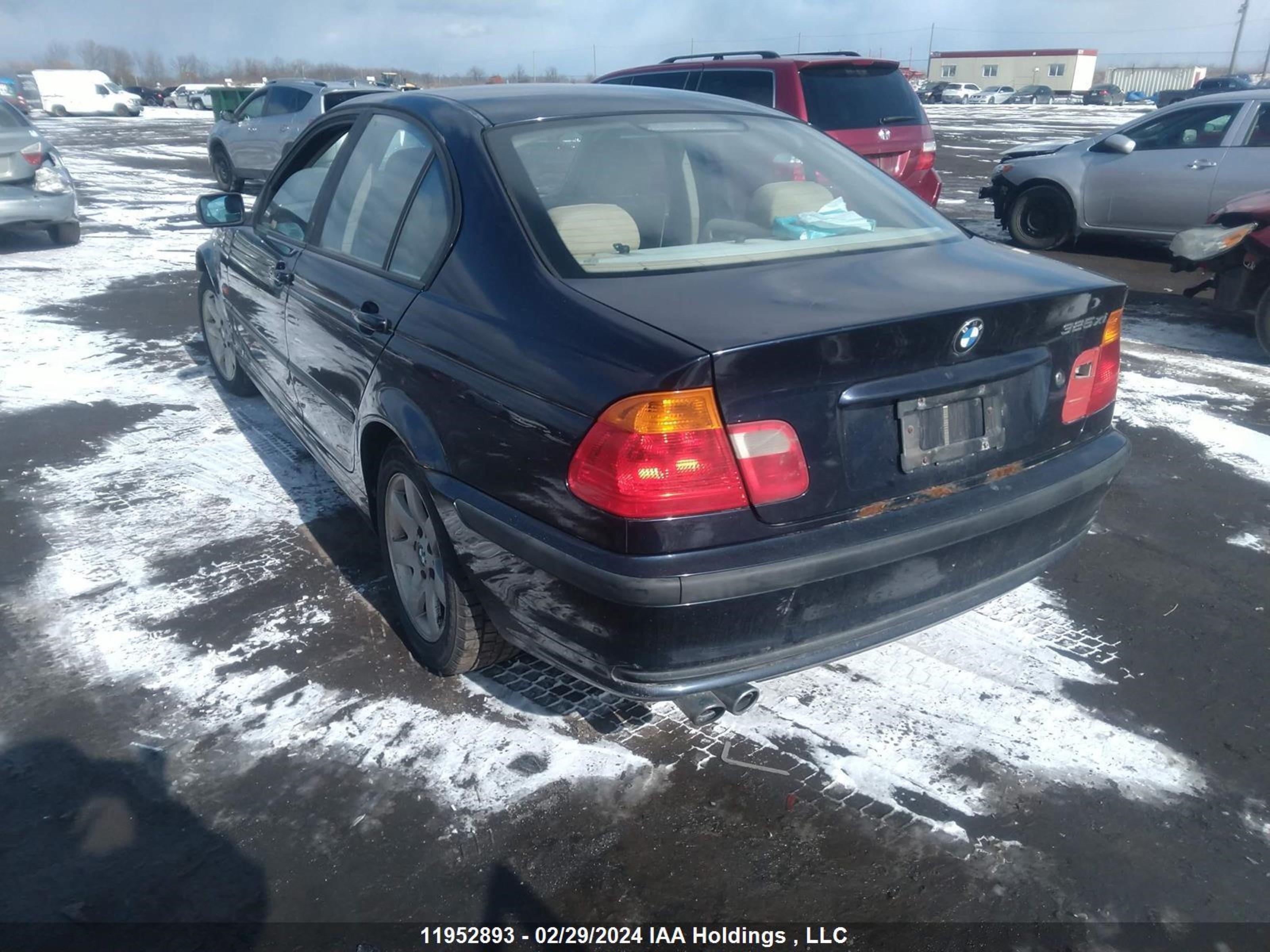 Photo 2 VIN: WBAAV334X1EE26644 - BMW 3ER 