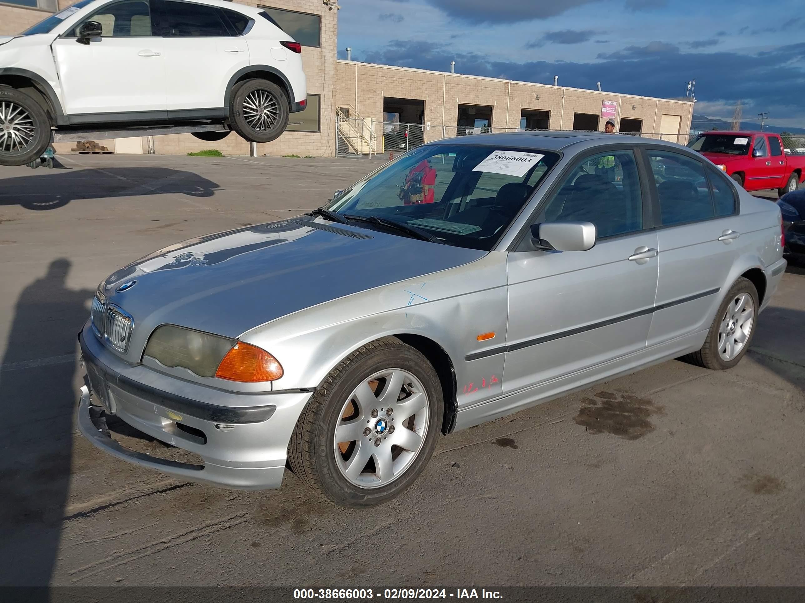 Photo 1 VIN: WBAAV334X1FU77634 - BMW 3ER 