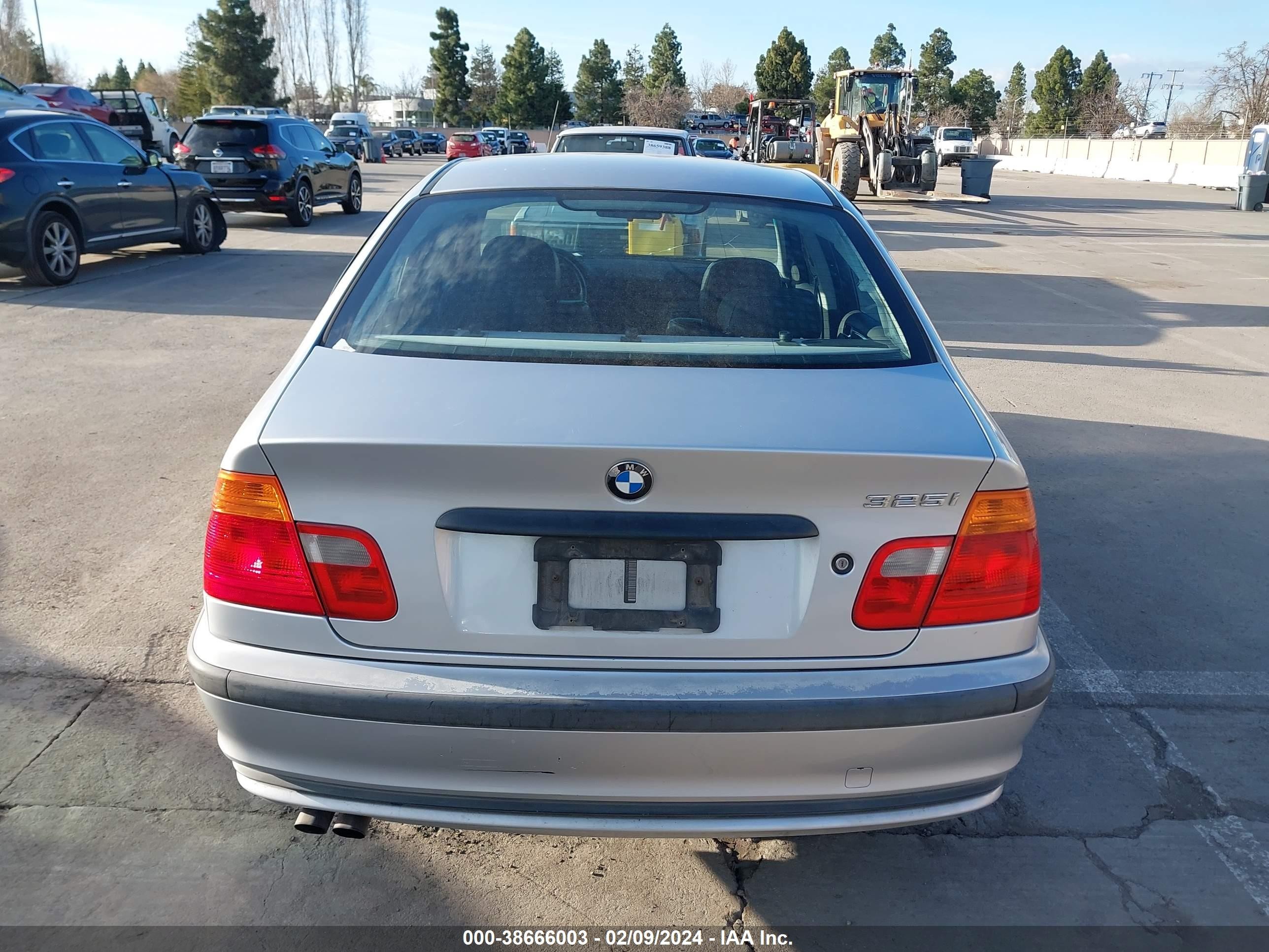 Photo 15 VIN: WBAAV334X1FU77634 - BMW 3ER 