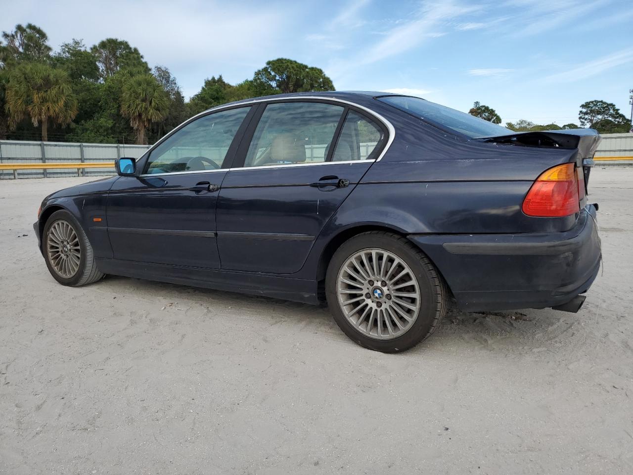 Photo 1 VIN: WBAAV53441JS91113 - BMW 3ER 