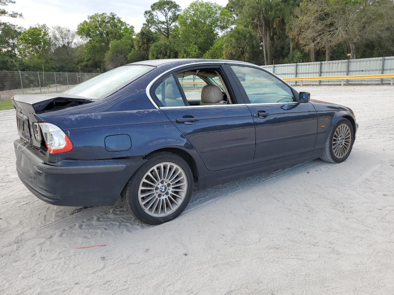 Photo 2 VIN: WBAAV53441JS91113 - BMW 3ER 