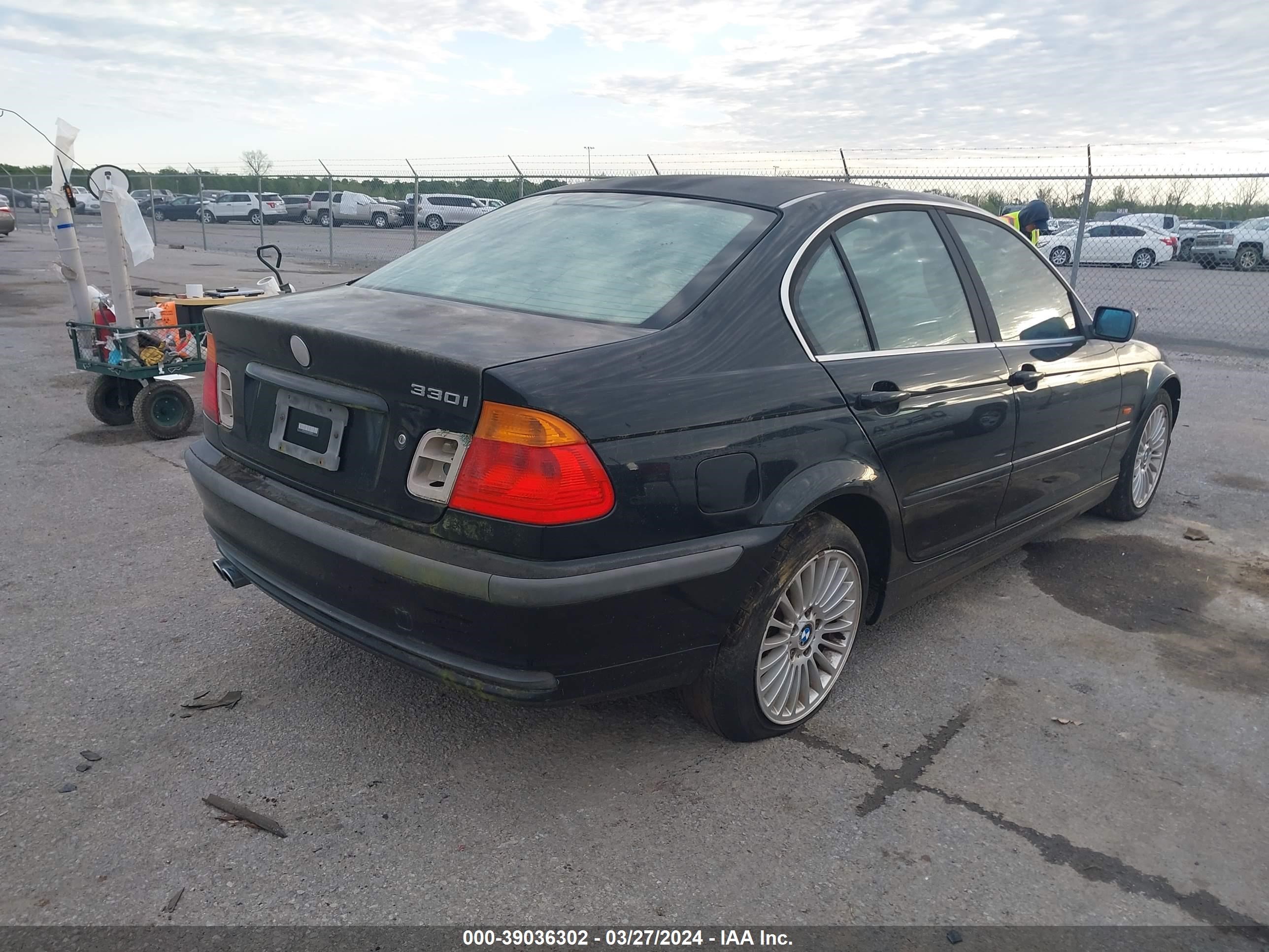 Photo 3 VIN: WBAAV53491JS92791 - BMW 3ER 