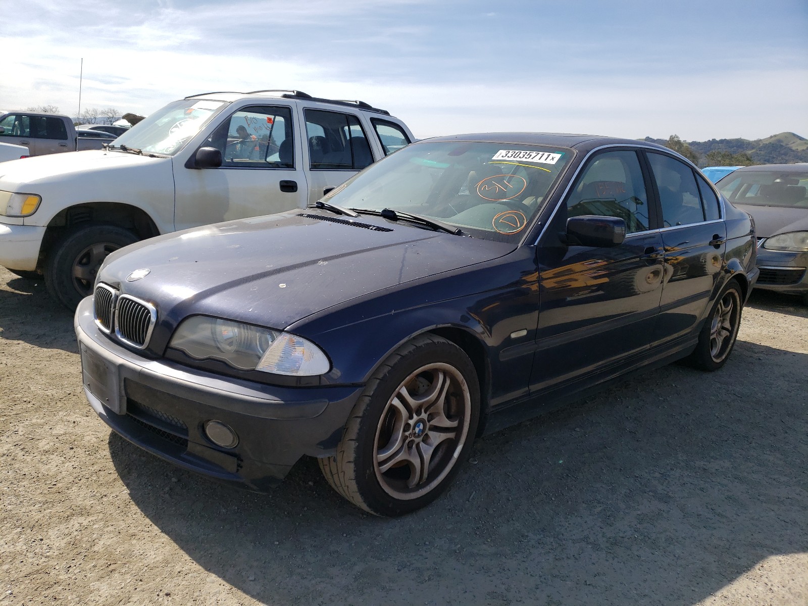 Photo 1 VIN: WBAAV534X1JS93092 - BMW 330 I 