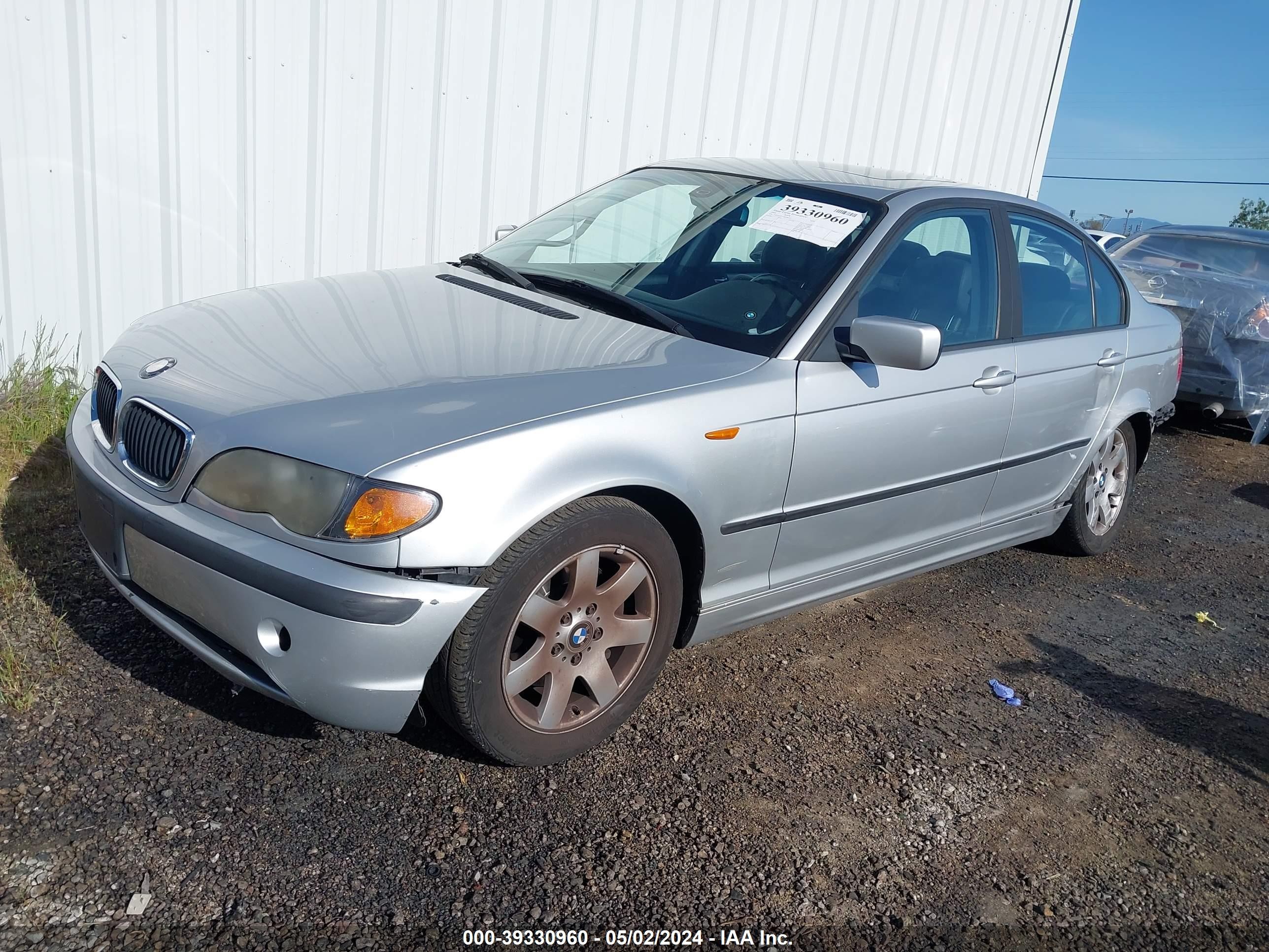 Photo 1 VIN: WBAAZ33414KP86327 - BMW 3ER 