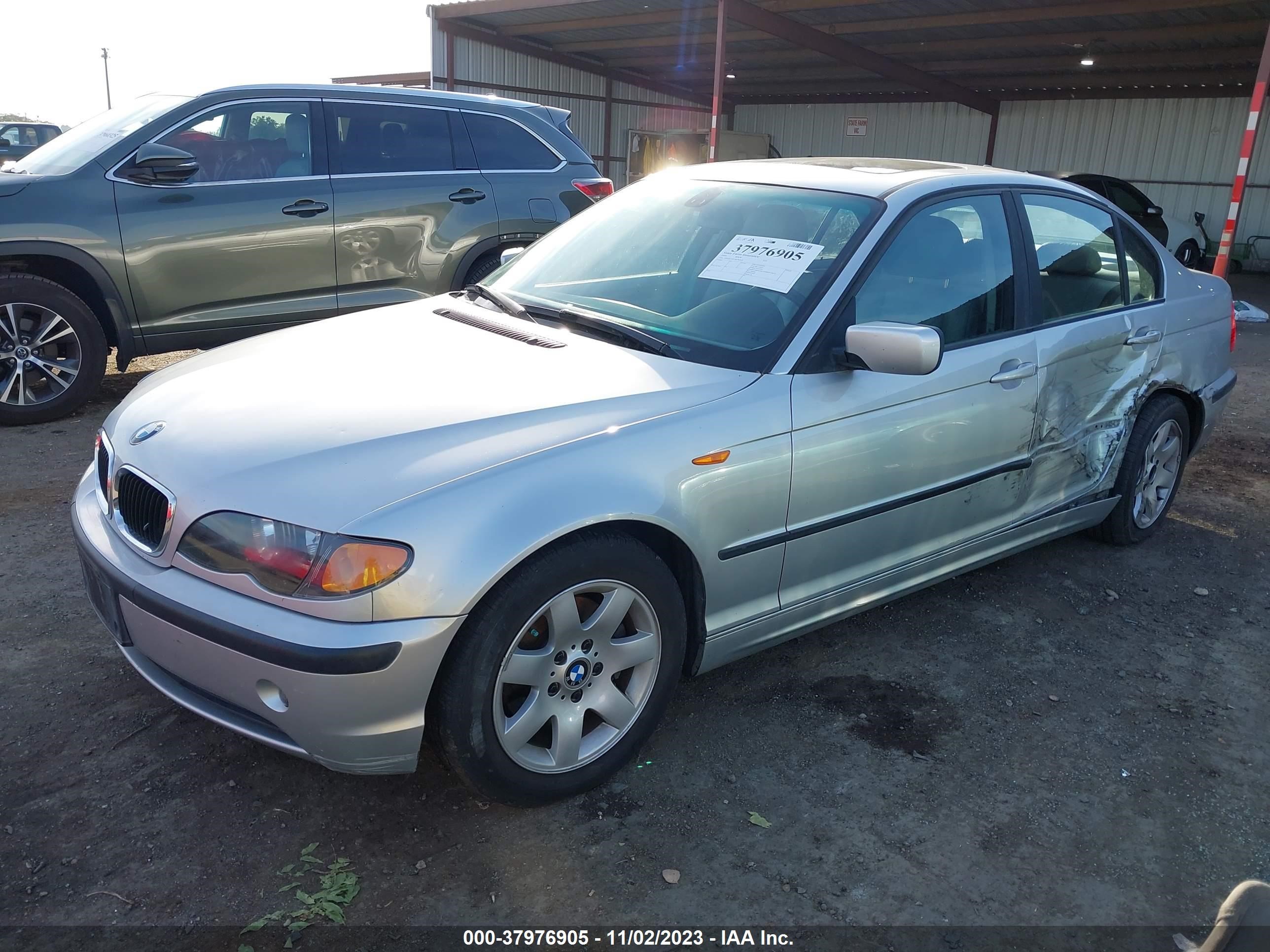 Photo 1 VIN: WBAAZ33434KP82618 - BMW 3ER 