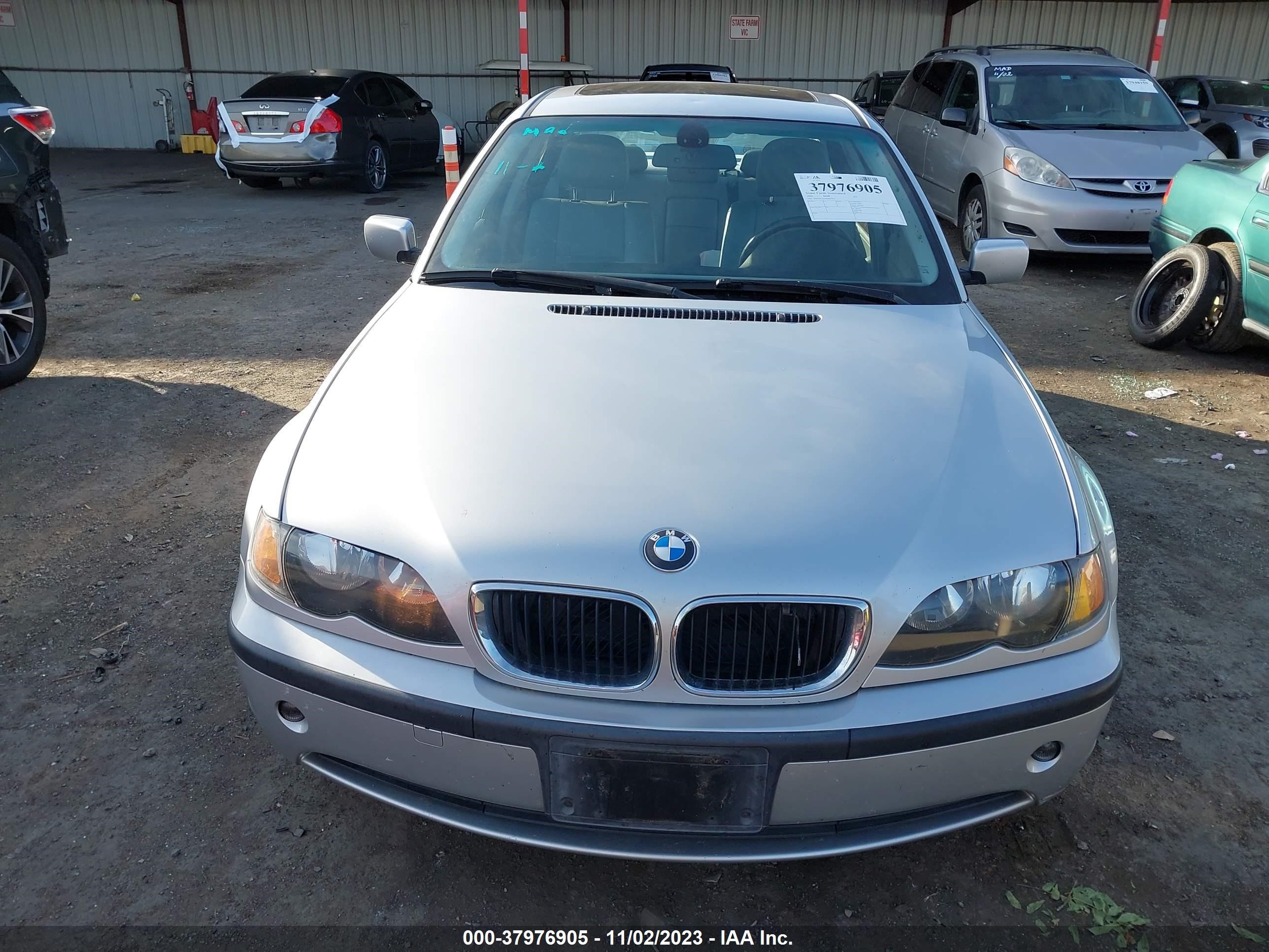 Photo 11 VIN: WBAAZ33434KP82618 - BMW 3ER 