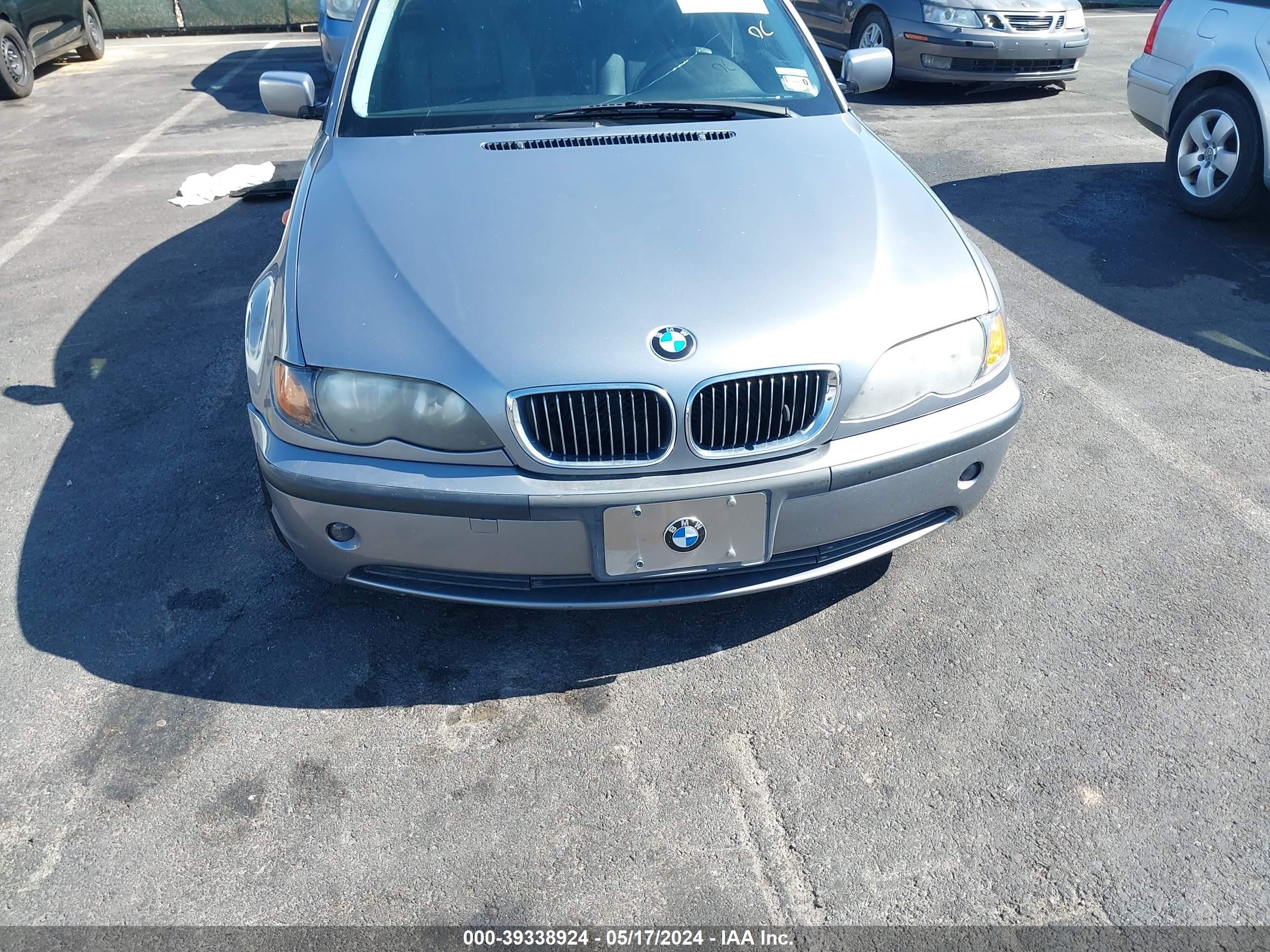 Photo 5 VIN: WBAAZ33434KP84434 - BMW 3ER 