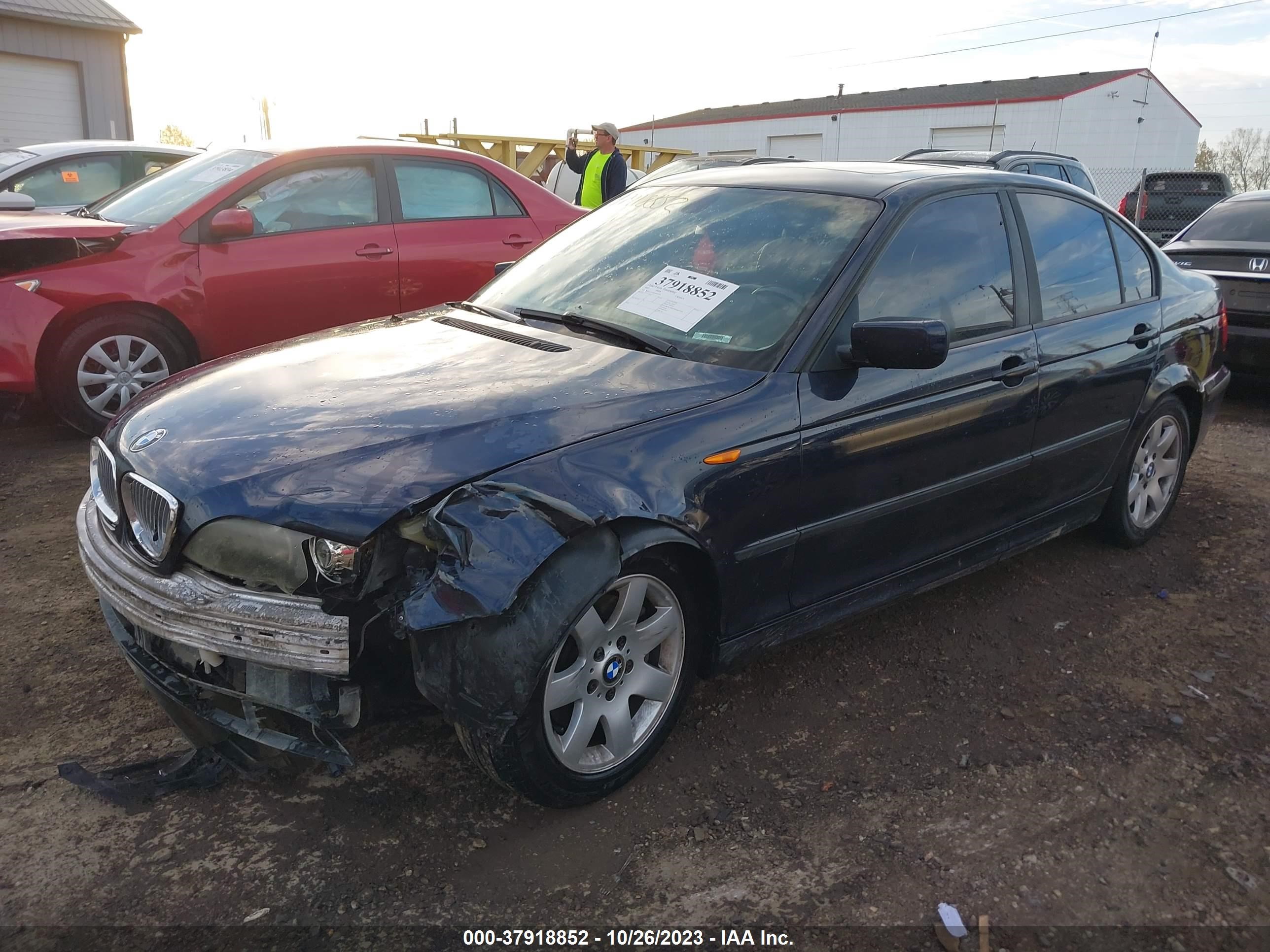 Photo 1 VIN: WBAAZ33445KP91345 - BMW 3ER 