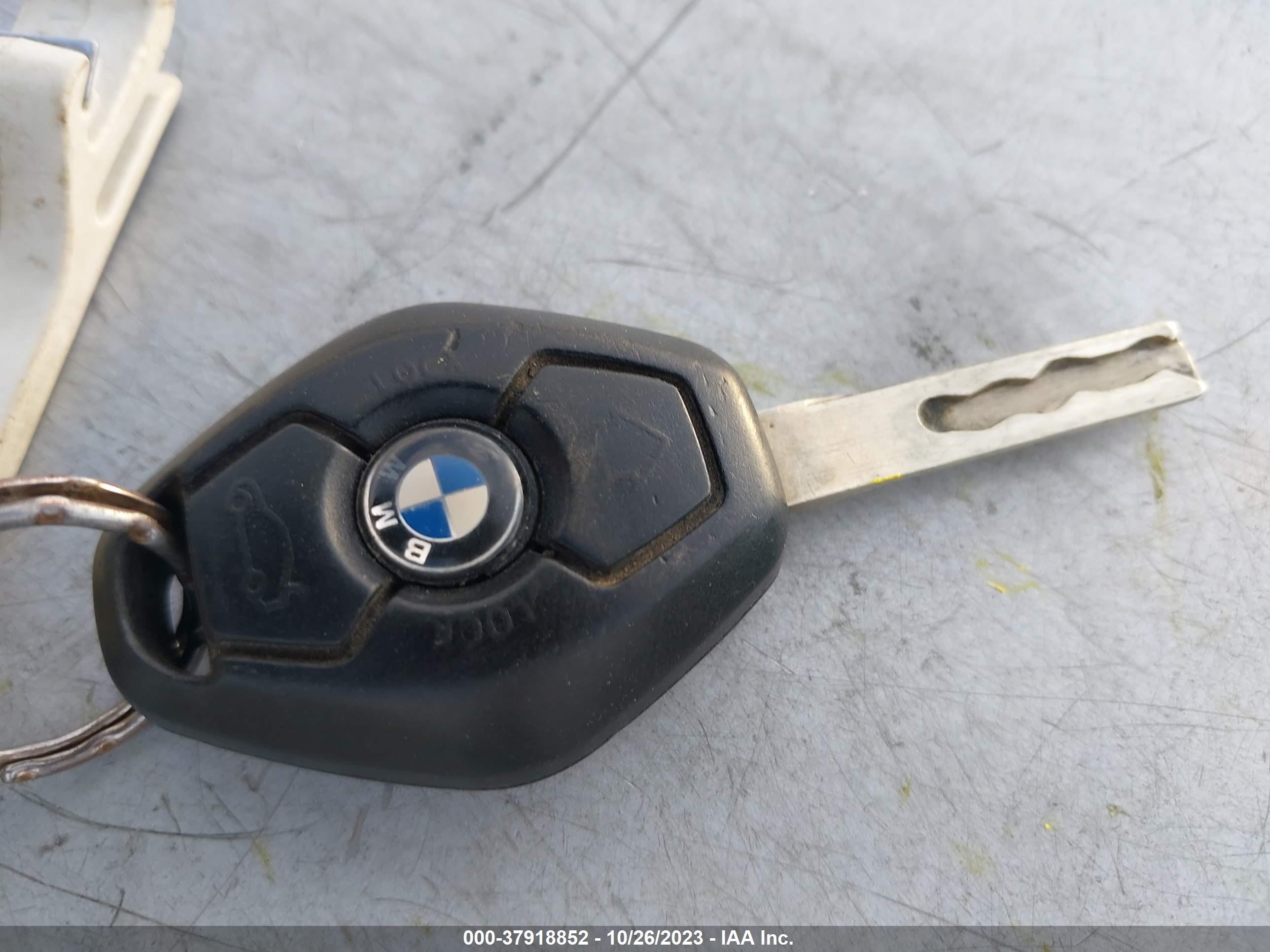 Photo 10 VIN: WBAAZ33445KP91345 - BMW 3ER 