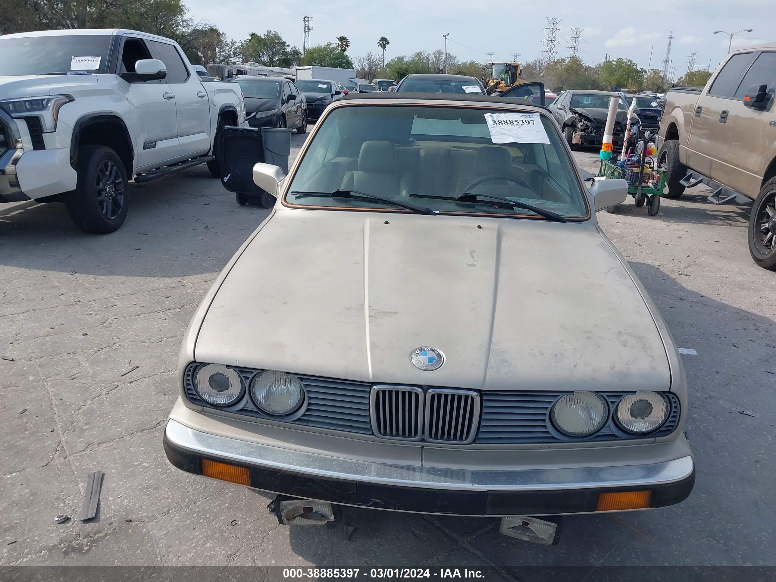 Photo 5 VIN: WBABB1309KEC00076 - BMW 3ER 