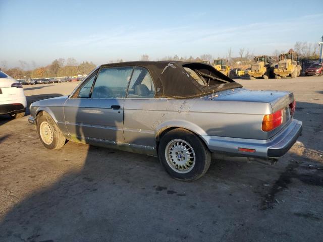 Photo 1 VIN: WBABB2303K8861961 - BMW 325 I AUTO 