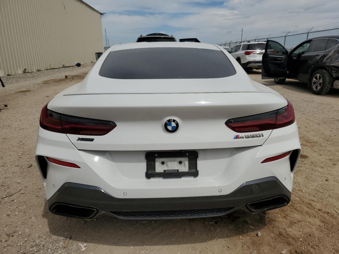 Photo 5 VIN: WBABC4C03MCF61722 - BMW M850XI 