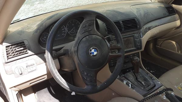 Photo 10 VIN: WBABD51026PK29138 - BMW 320I 