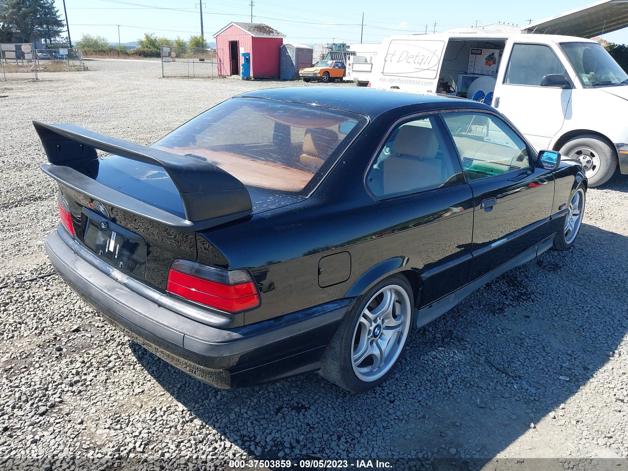 Photo 3 VIN: WBABE5324SJA12251 - BMW 3ER 