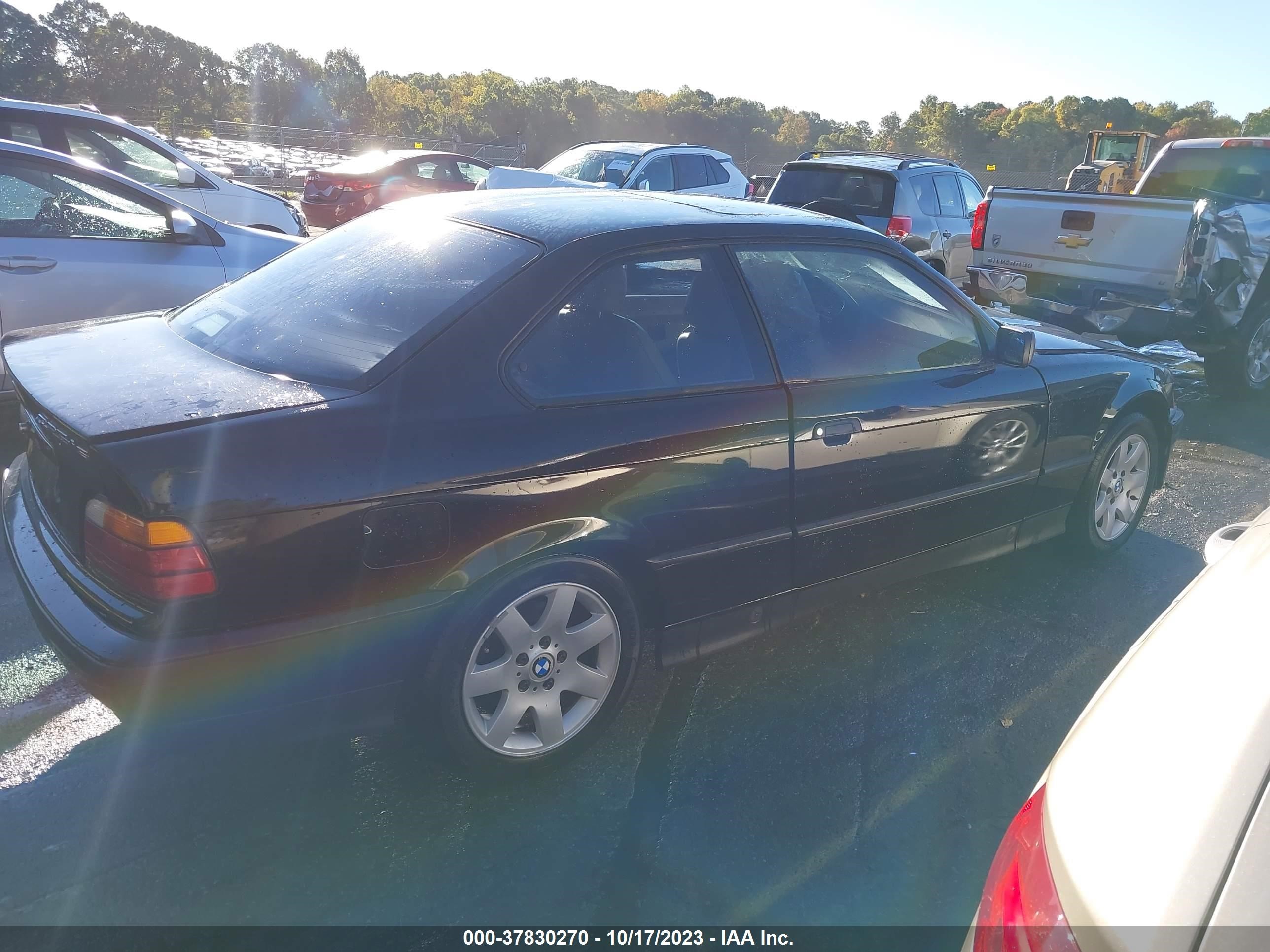 Photo 12 VIN: WBABF4313NEK02082 - BMW 3ER 