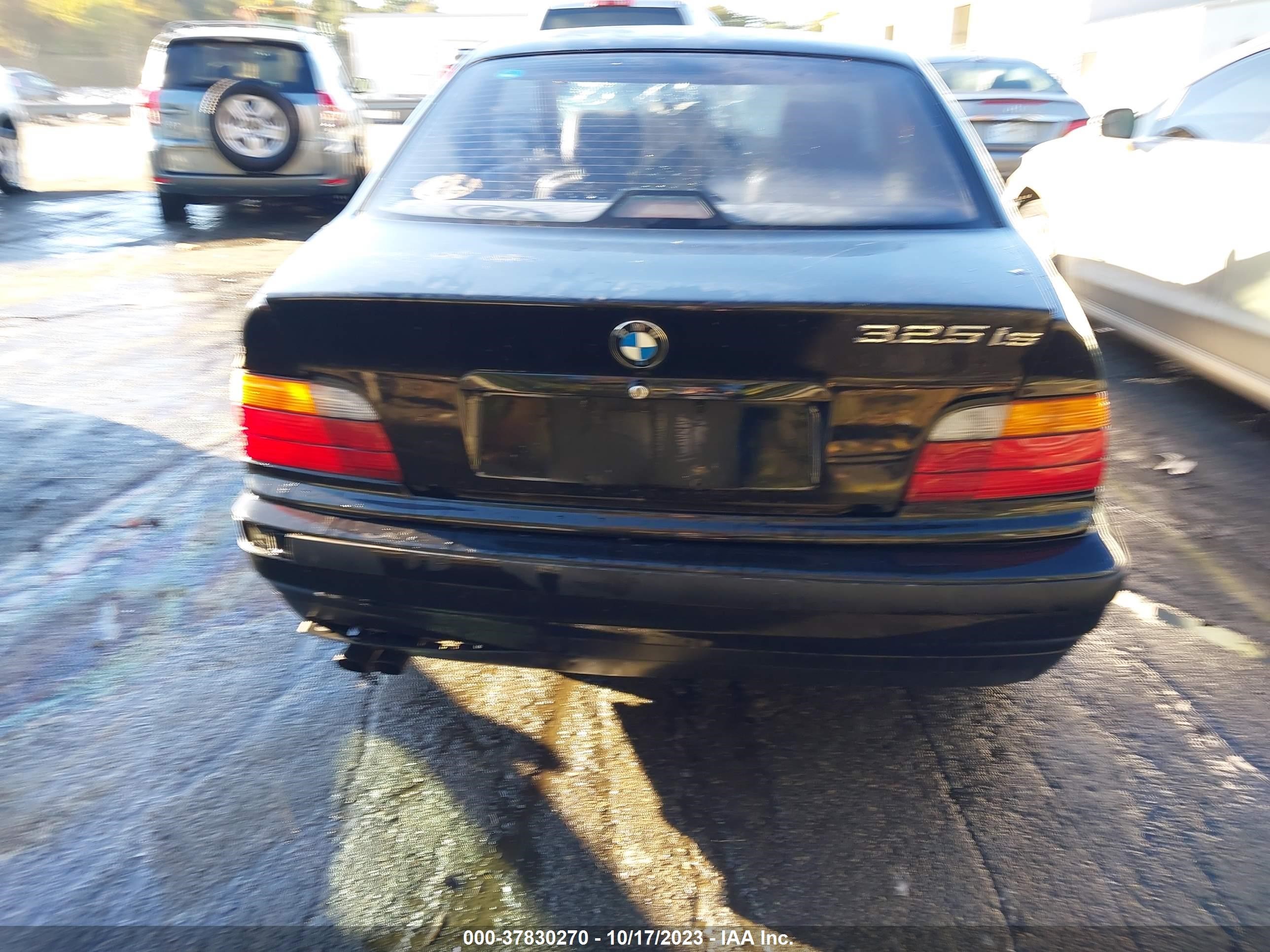 Photo 15 VIN: WBABF4313NEK02082 - BMW 3ER 