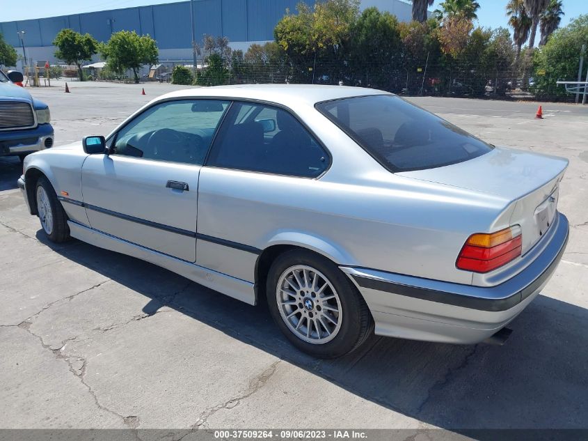 Photo 2 VIN: WBABF8323WEH61684 - BMW 3ER 