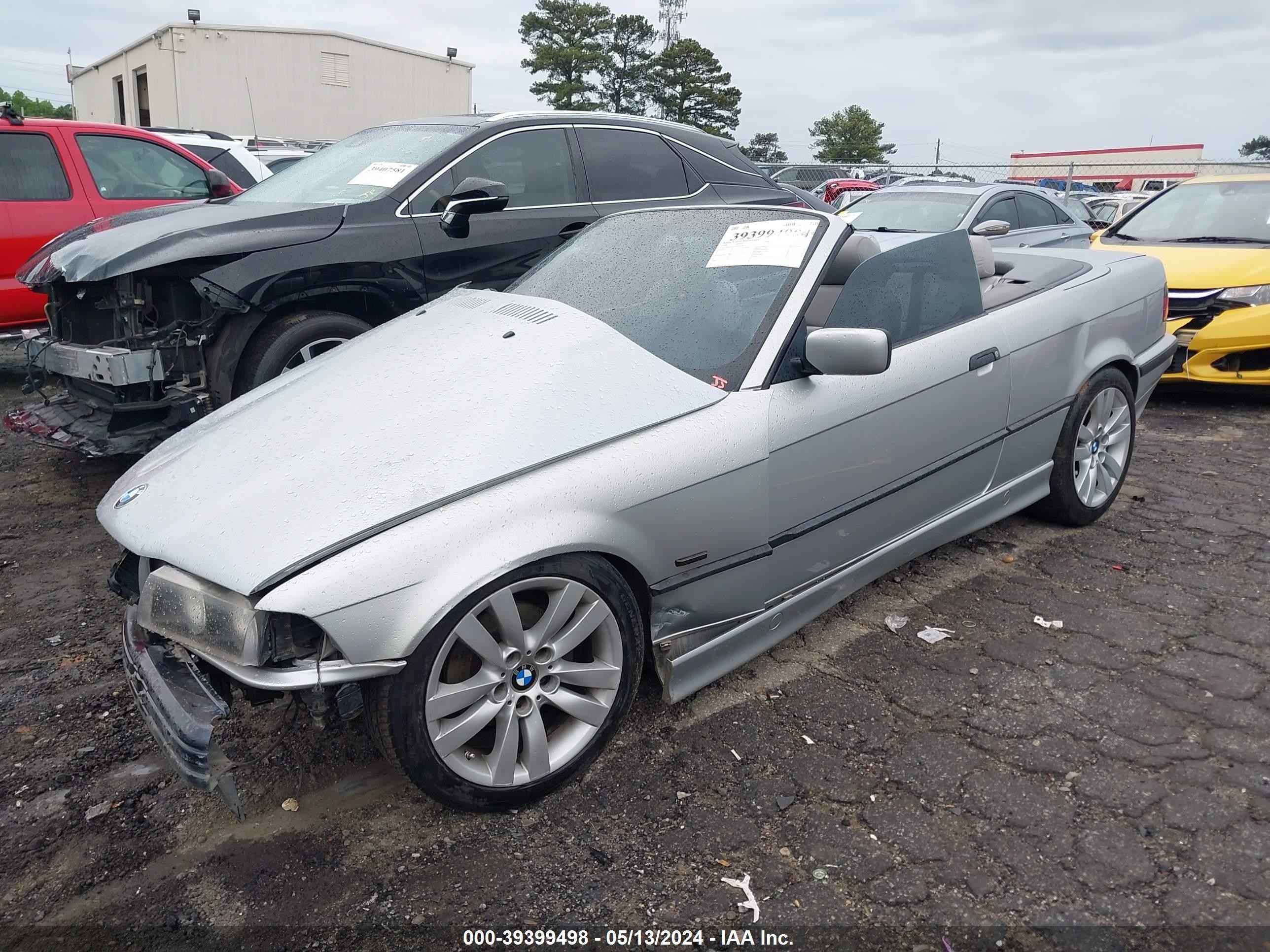 Photo 1 VIN: WBABJ7321WEA15873 - BMW 3ER 