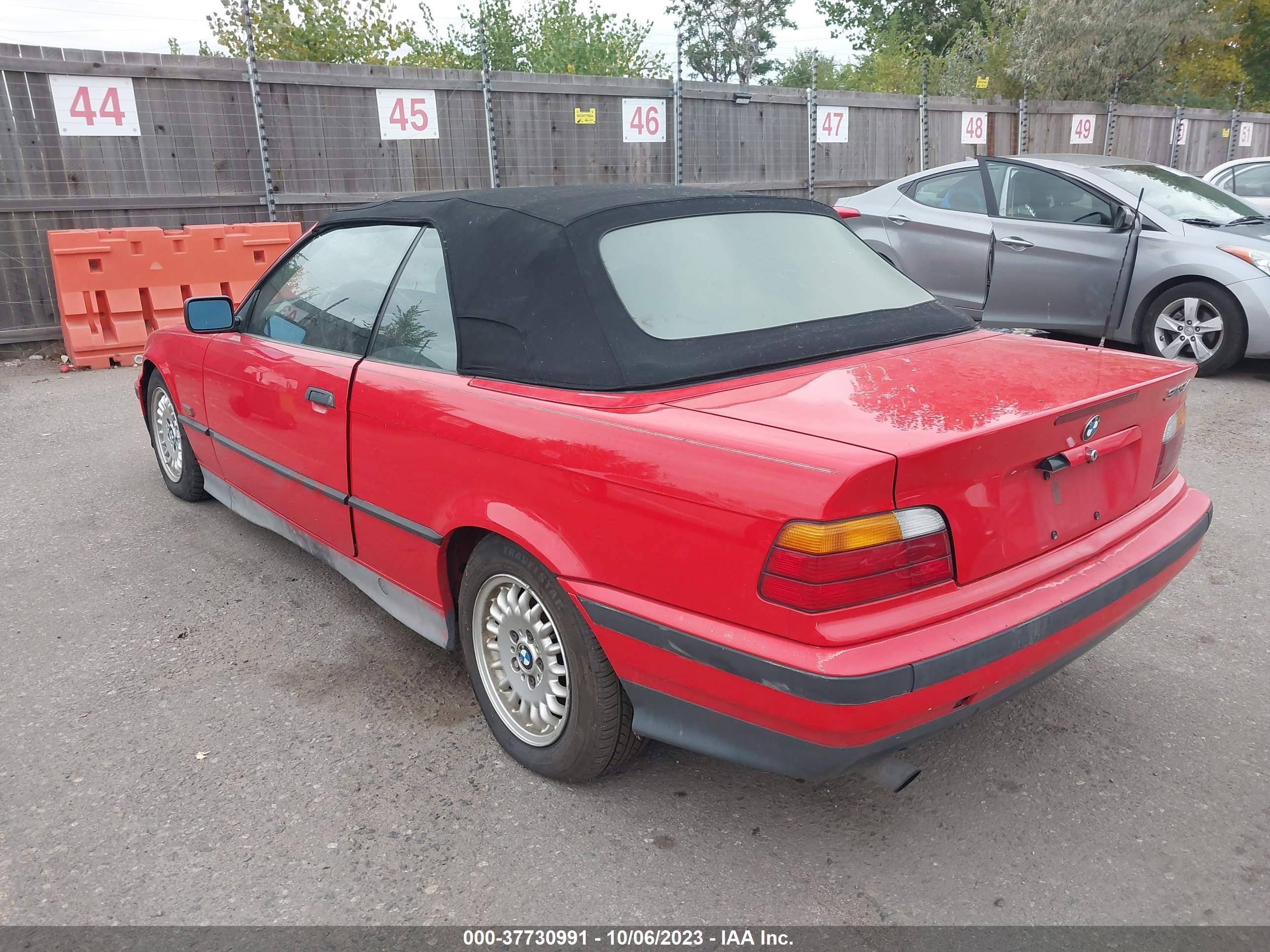 Photo 2 VIN: WBABK5326SEC84799 - BMW 3ER 