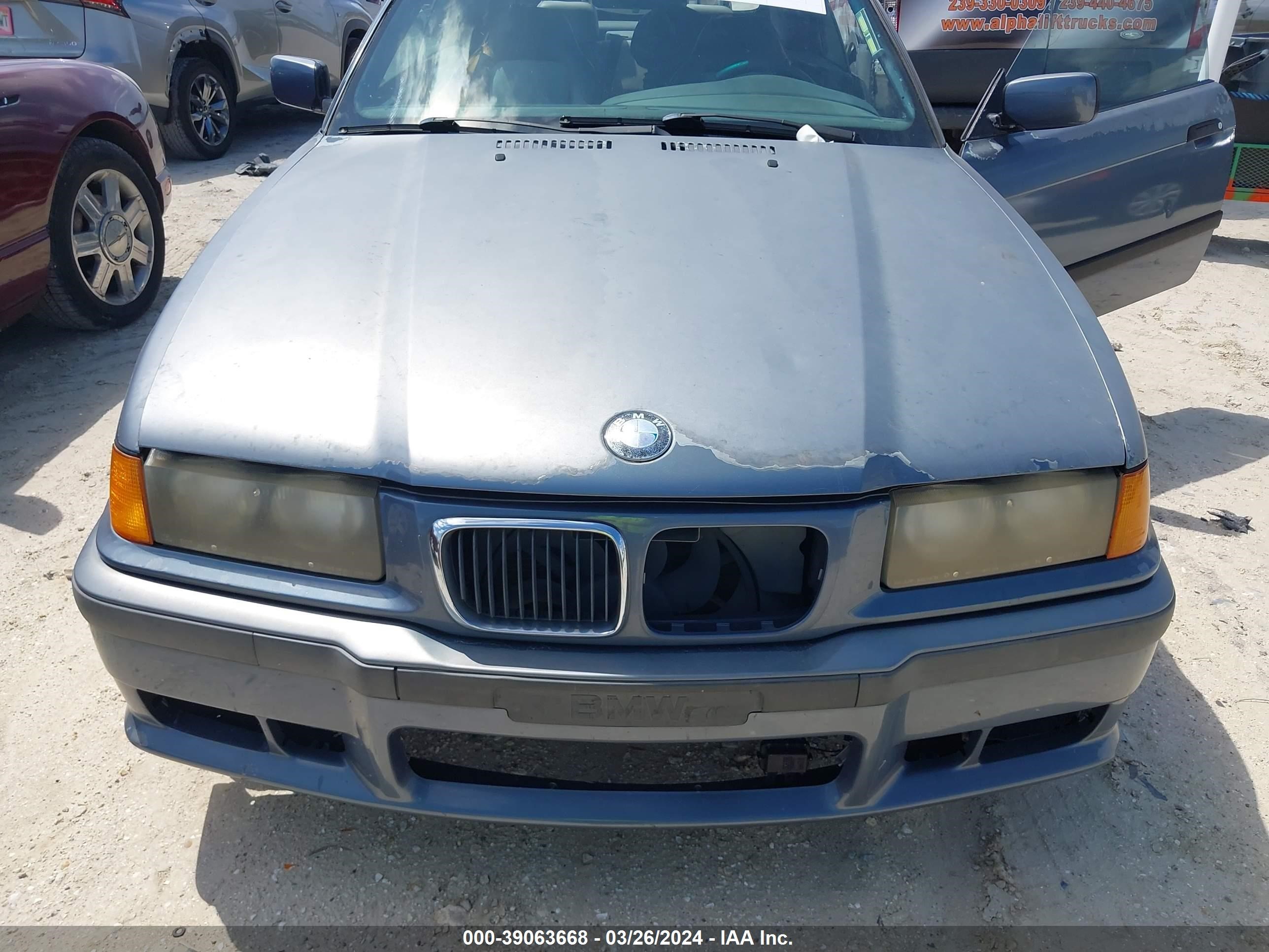 Photo 5 VIN: WBABK8338XEY90894 - BMW 3ER 