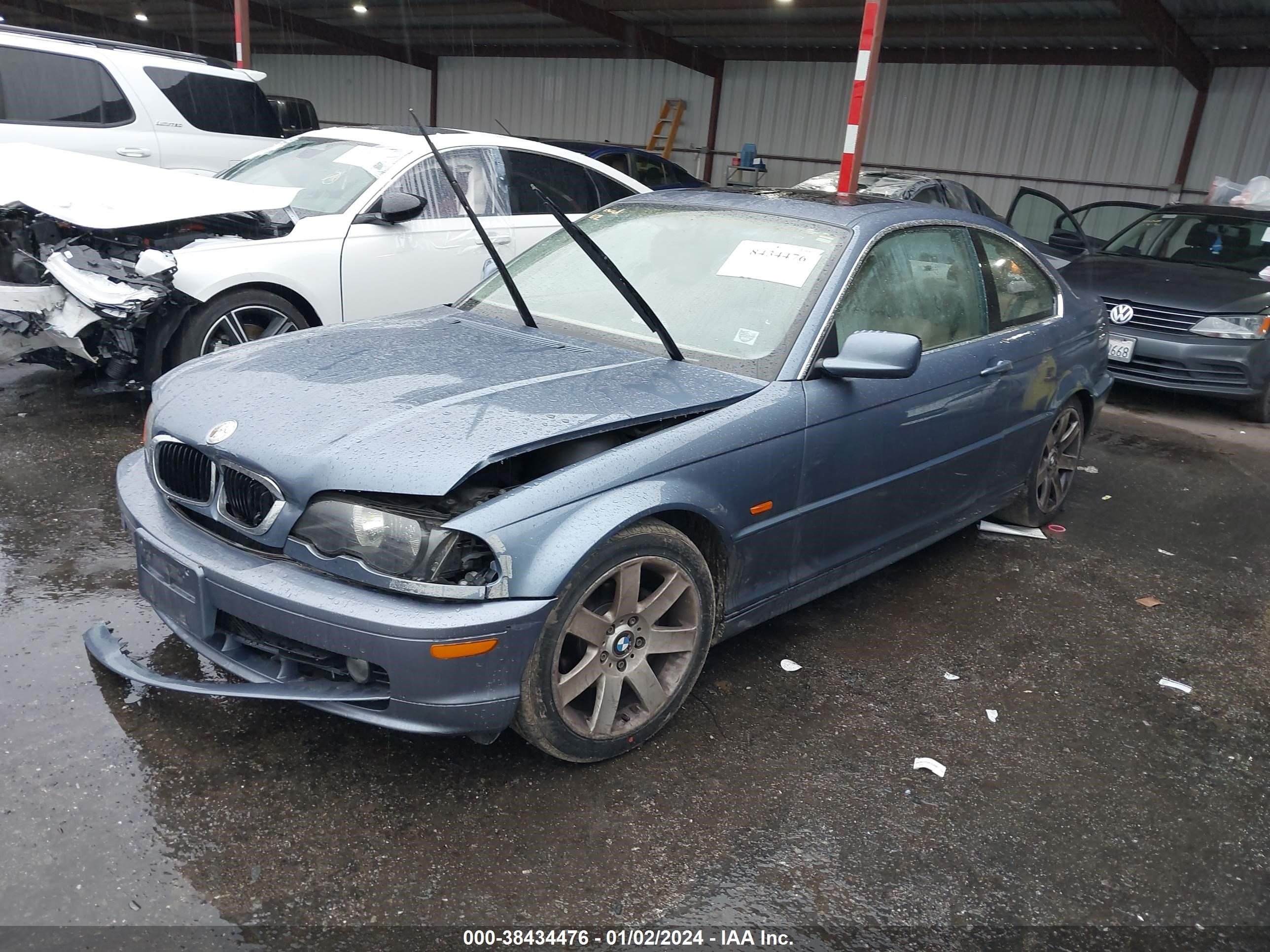 Photo 1 VIN: WBABM3344YJN88114 - BMW 3ER 