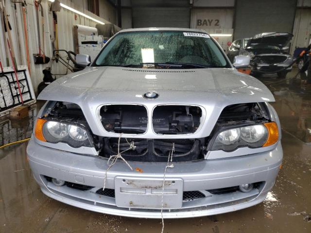 Photo 4 VIN: WBABM3346YJN64252 - BMW 323 CI 