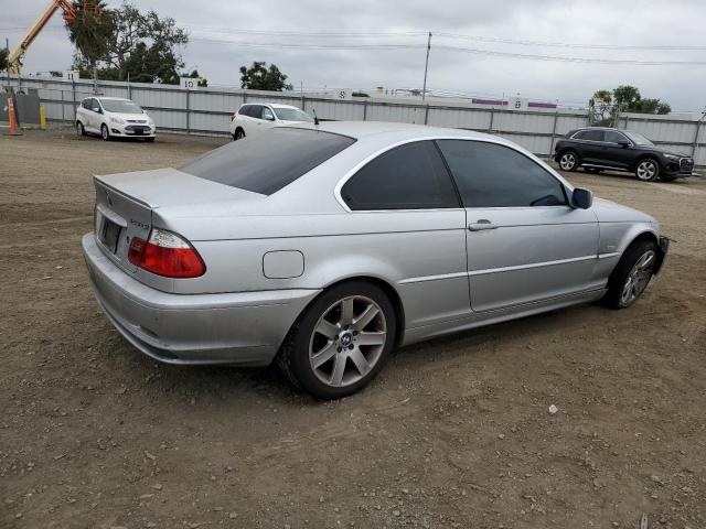 Photo 2 VIN: WBABM3349YJN80459 - BMW 3 SERIES 