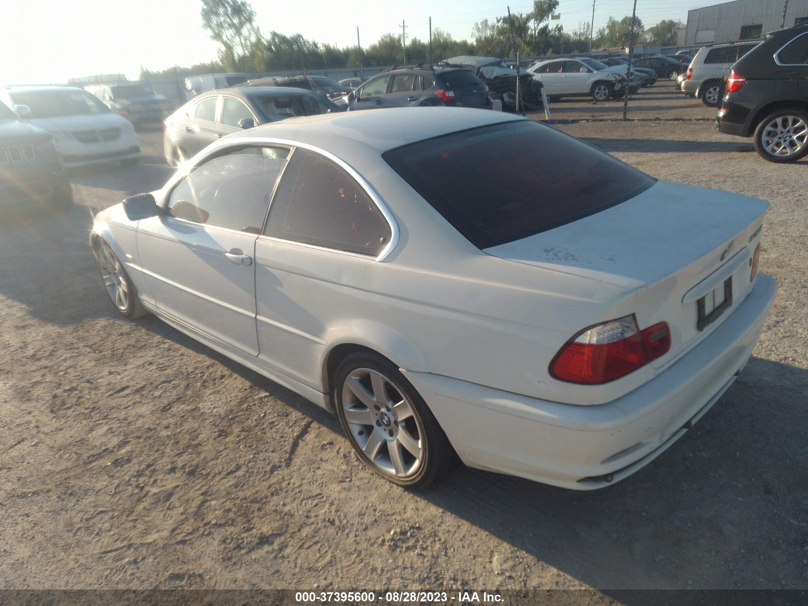 Photo 2 VIN: WBABN334X2PG59823 - BMW 3ER 