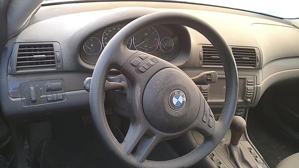 Photo 11 VIN: WBABN51033JT86222 - BMW 330 