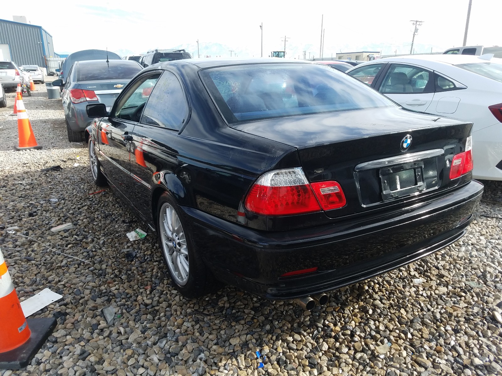 Photo 2 VIN: WBABN53473PH04665 - BMW 330 CI 