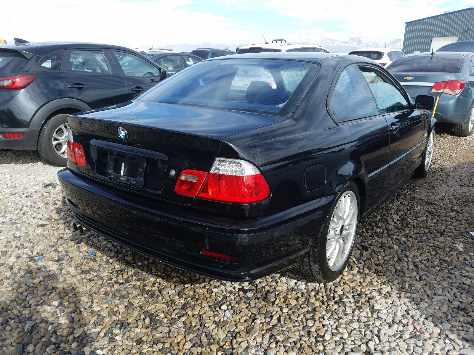 Photo 3 VIN: WBABN53473PH04665 - BMW 330 CI 