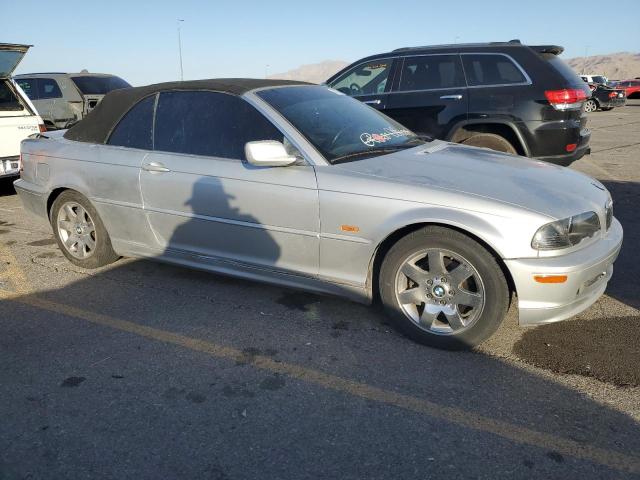 Photo 3 VIN: WBABR3343YEB40444 - BMW 323 CI 