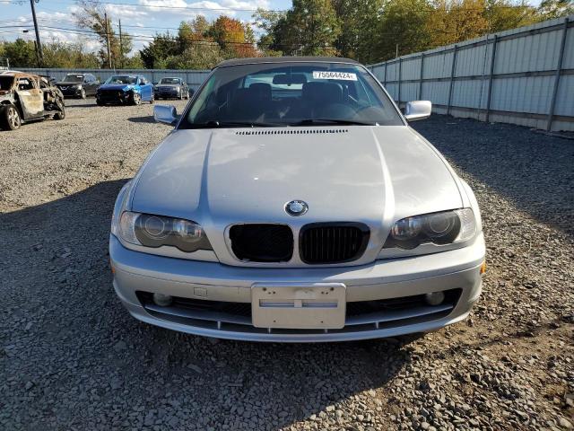 Photo 4 VIN: WBABS33402JY59747 - BMW 325 CI 