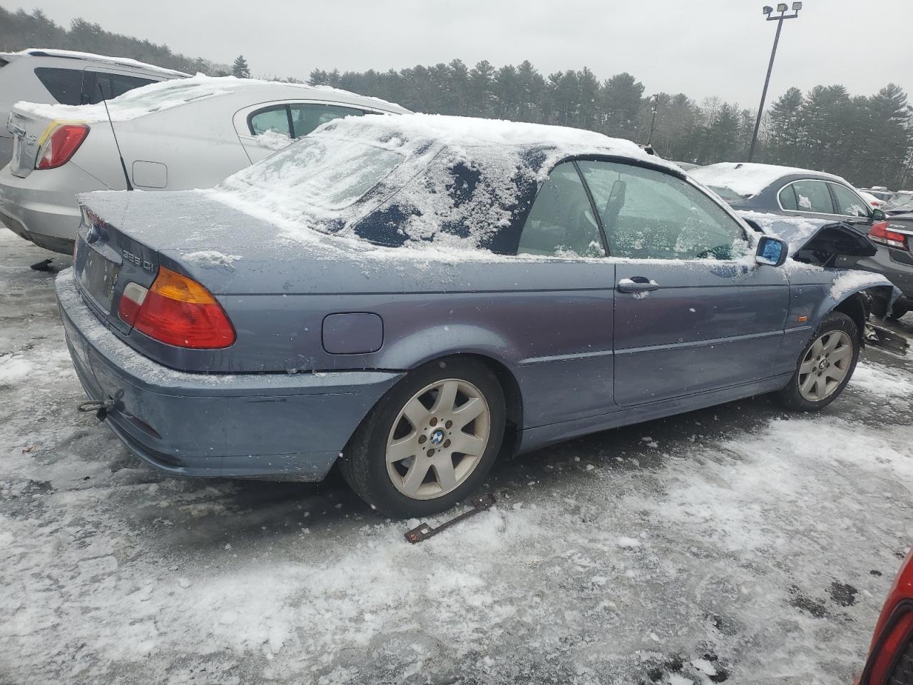 Photo 2 VIN: WBABS33421JY40213 - BMW 3ER 