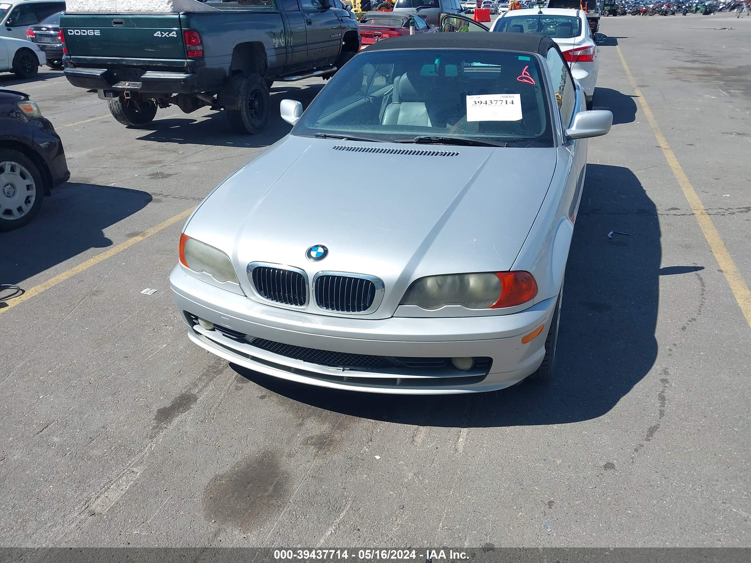 Photo 5 VIN: WBABS33451JY58110 - BMW 3ER 