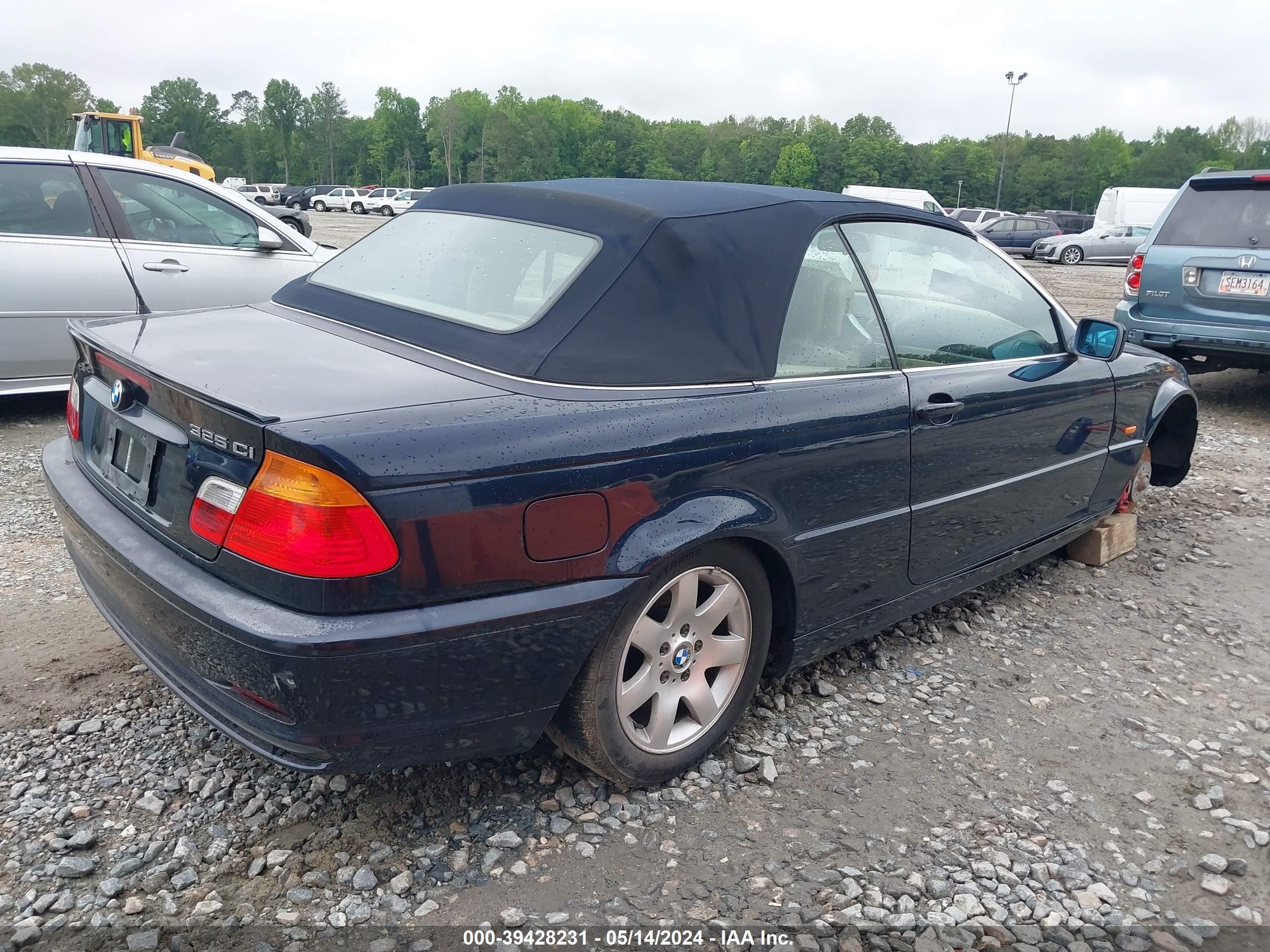 Photo 3 VIN: WBABS33481JY40927 - BMW 3ER 