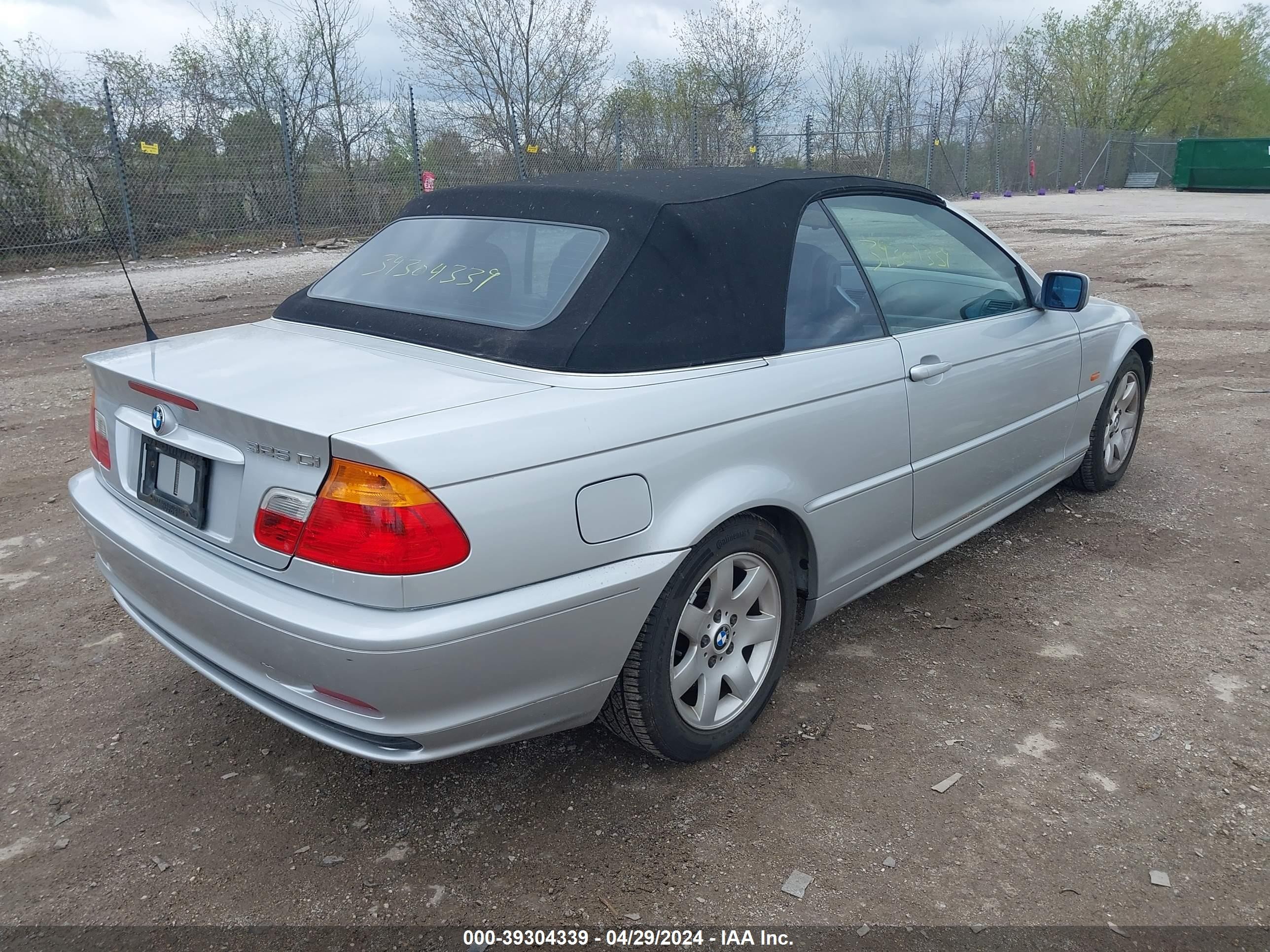 Photo 3 VIN: WBABS33491JY57428 - BMW 3ER 