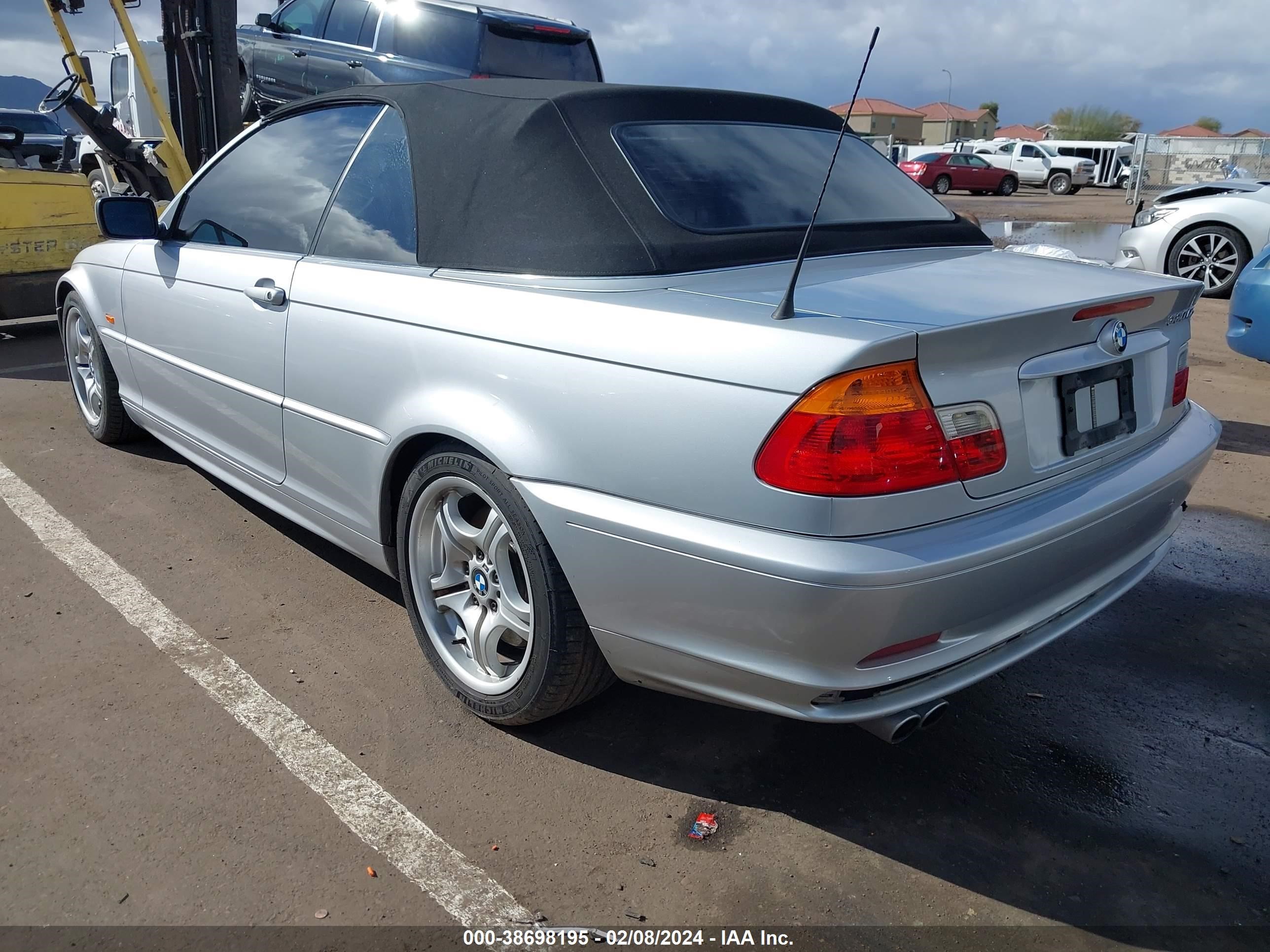 Photo 2 VIN: WBABS53461JU85445 - BMW 3ER 