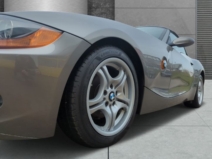 Photo 3 VIN: WBABT31020LS01085 - BMW Z4 