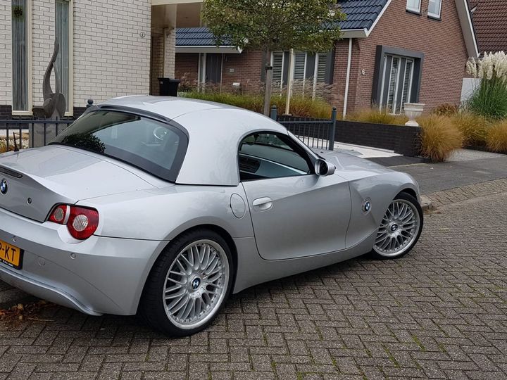 Photo 2 VIN: WBABT51050LR83281 - BMW Z4 ROADSTER 