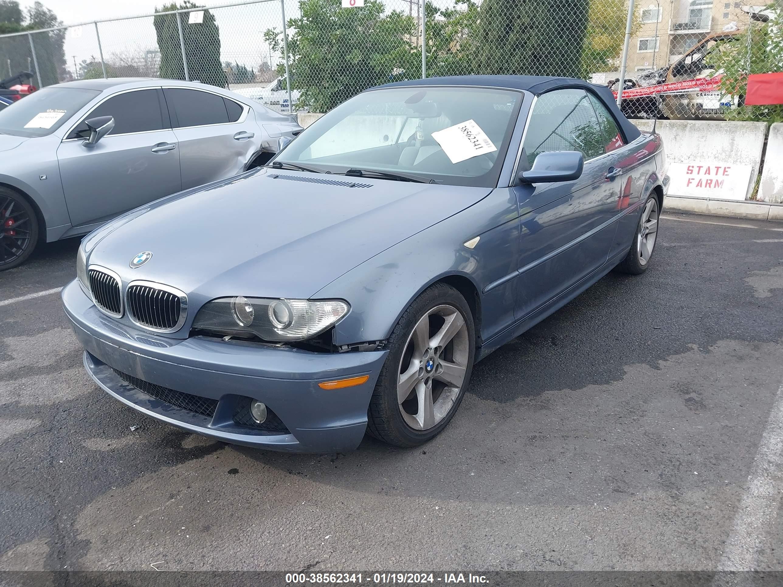 Photo 1 VIN: WBABW33454PL32517 - BMW 3ER 