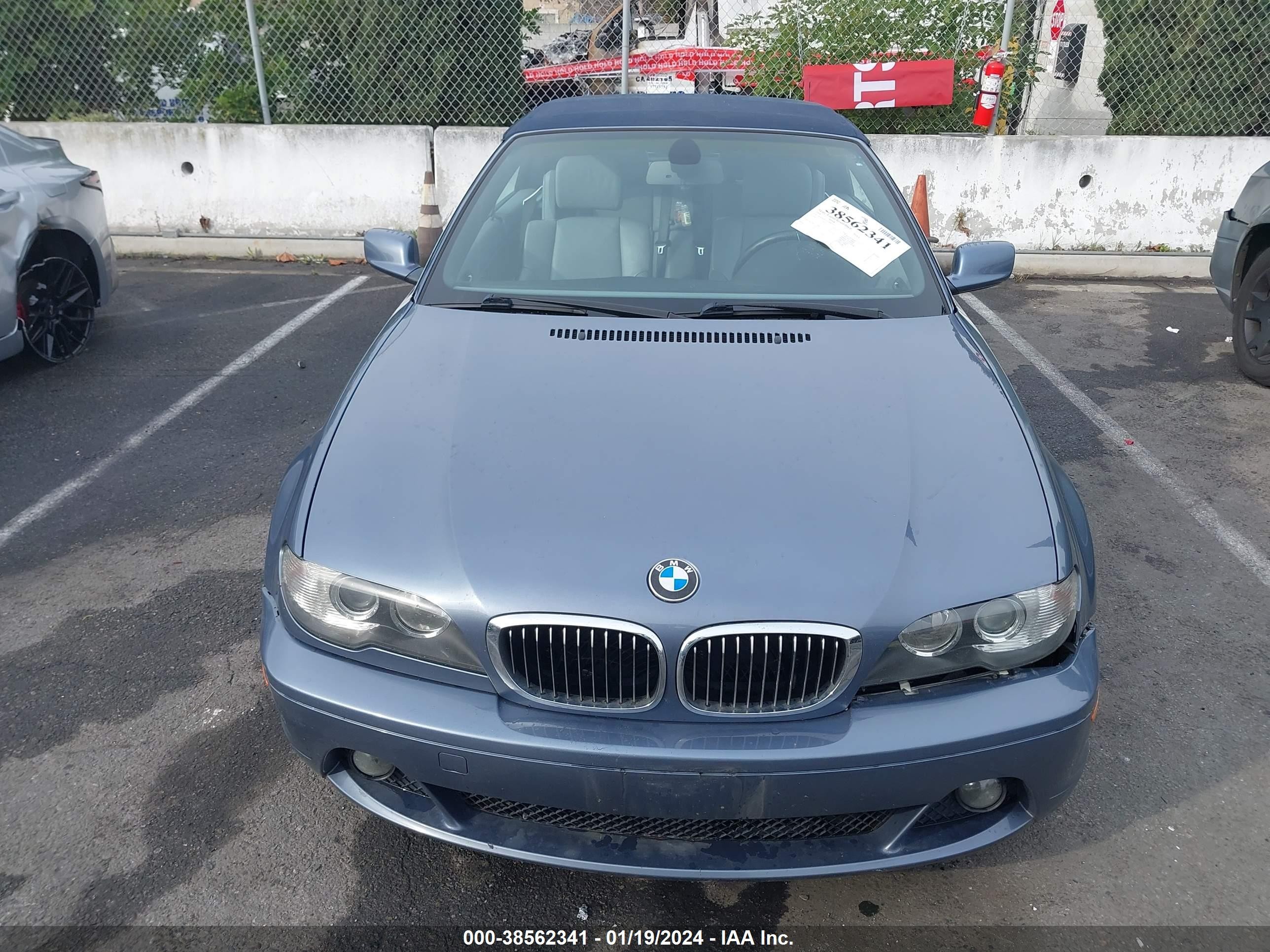 Photo 11 VIN: WBABW33454PL32517 - BMW 3ER 