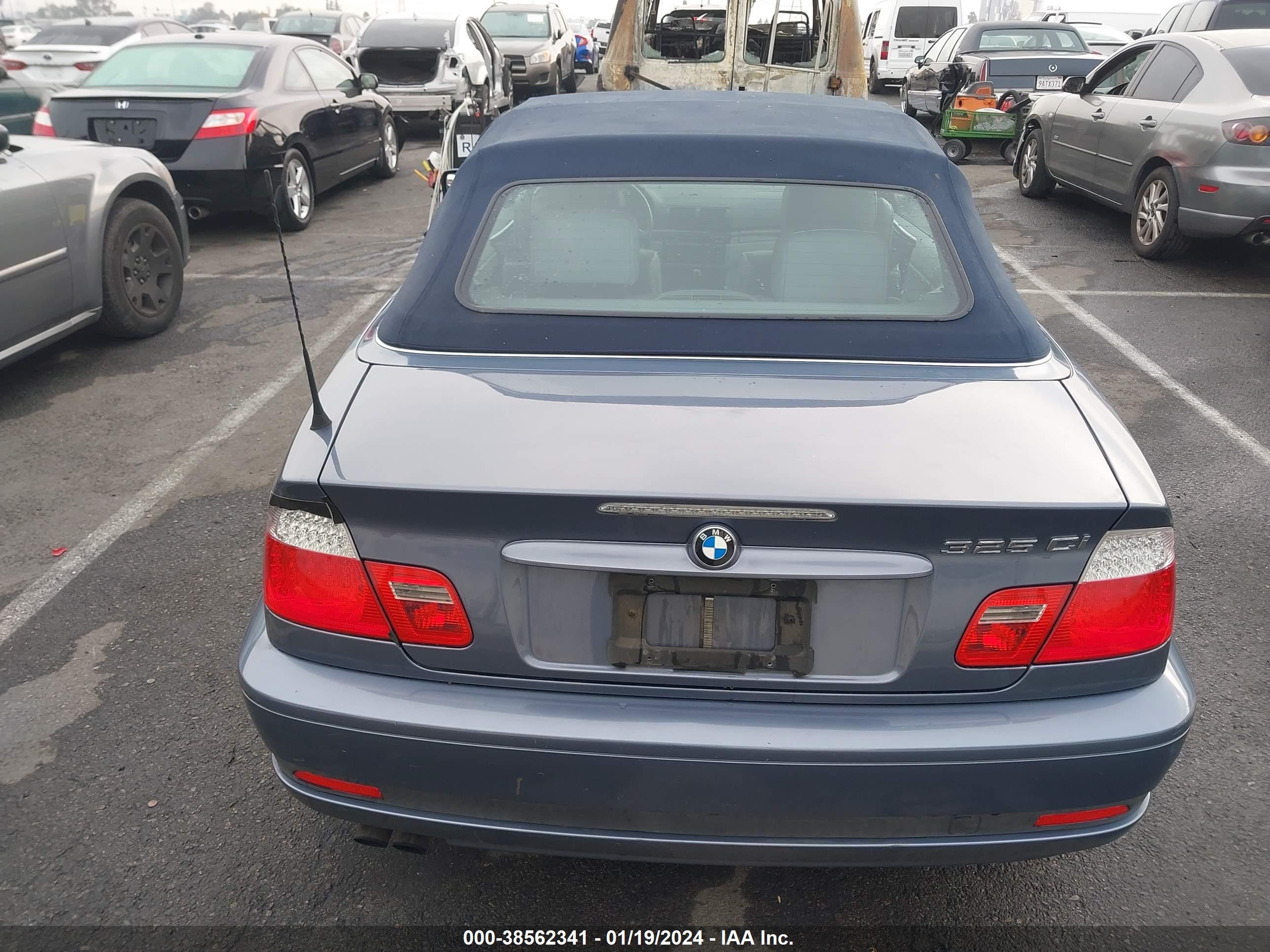 Photo 15 VIN: WBABW33454PL32517 - BMW 3ER 