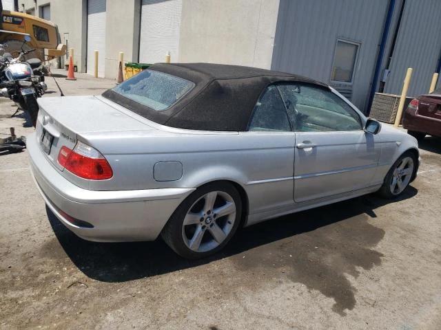 Photo 2 VIN: WBABW33494PL26638 - BMW 325 CI 