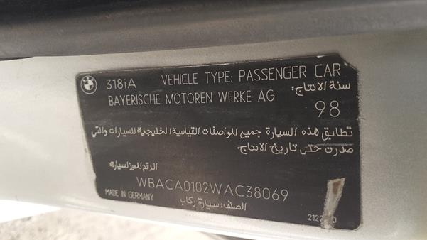 Photo 2 VIN: WBACA0102WAC38069 - BMW 318 