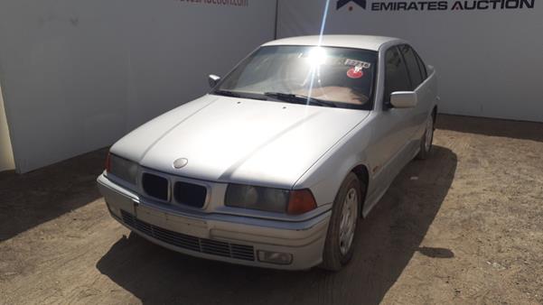 Photo 4 VIN: WBACA0102WAC38069 - BMW 318 