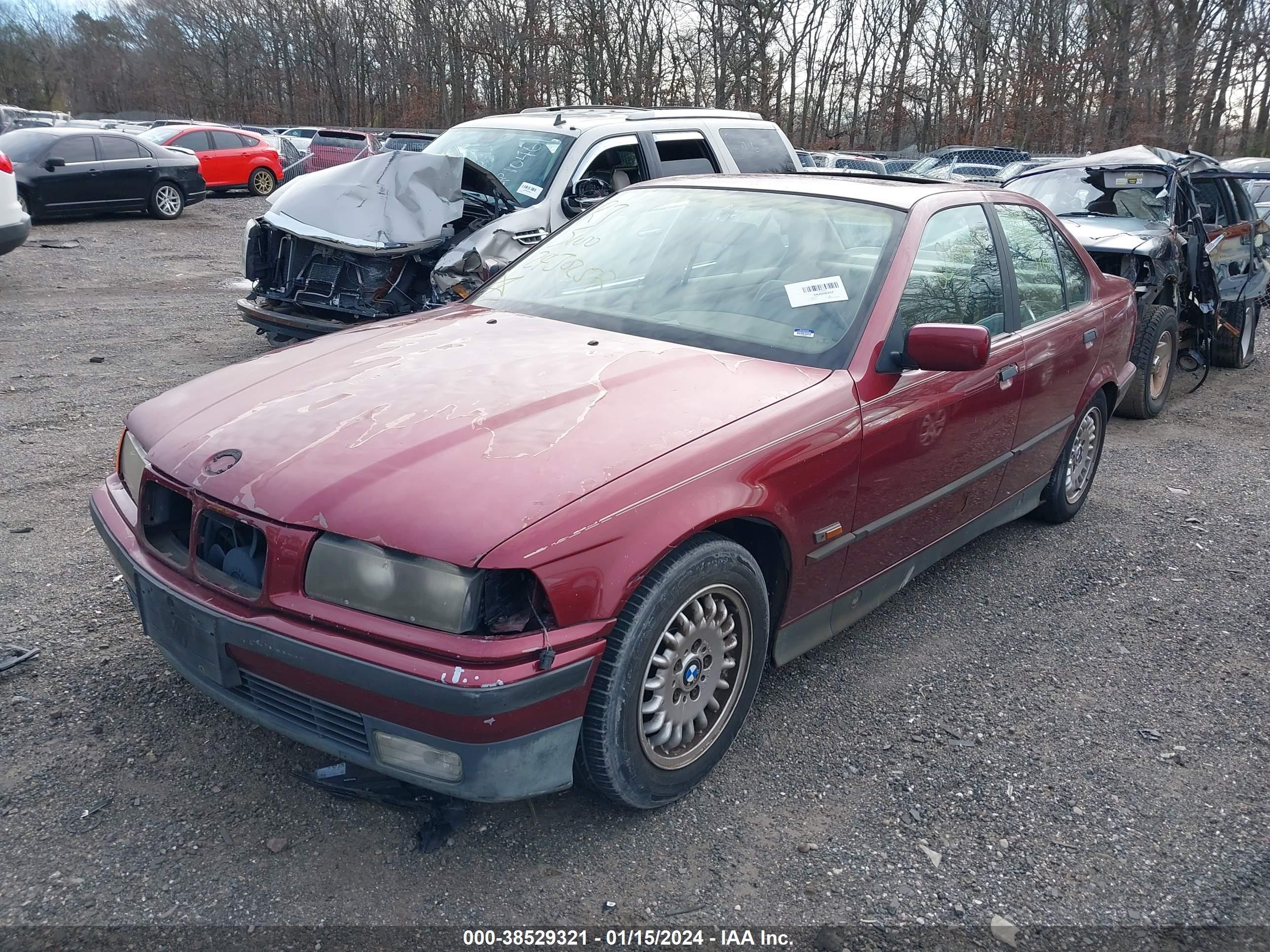 Photo 1 VIN: WBACB4327SFM24803 - BMW 3ER 